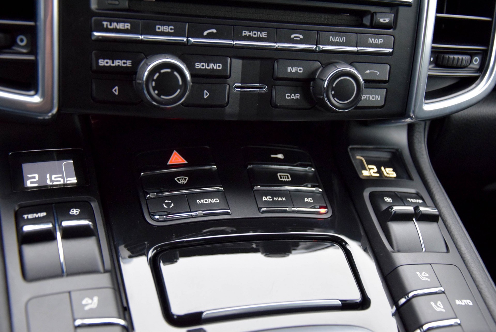 Porsche Cayenne 3.0 D Luchtvering/Nappa/Keyless/Xenon/Trekhaak Aut8 Foto 14