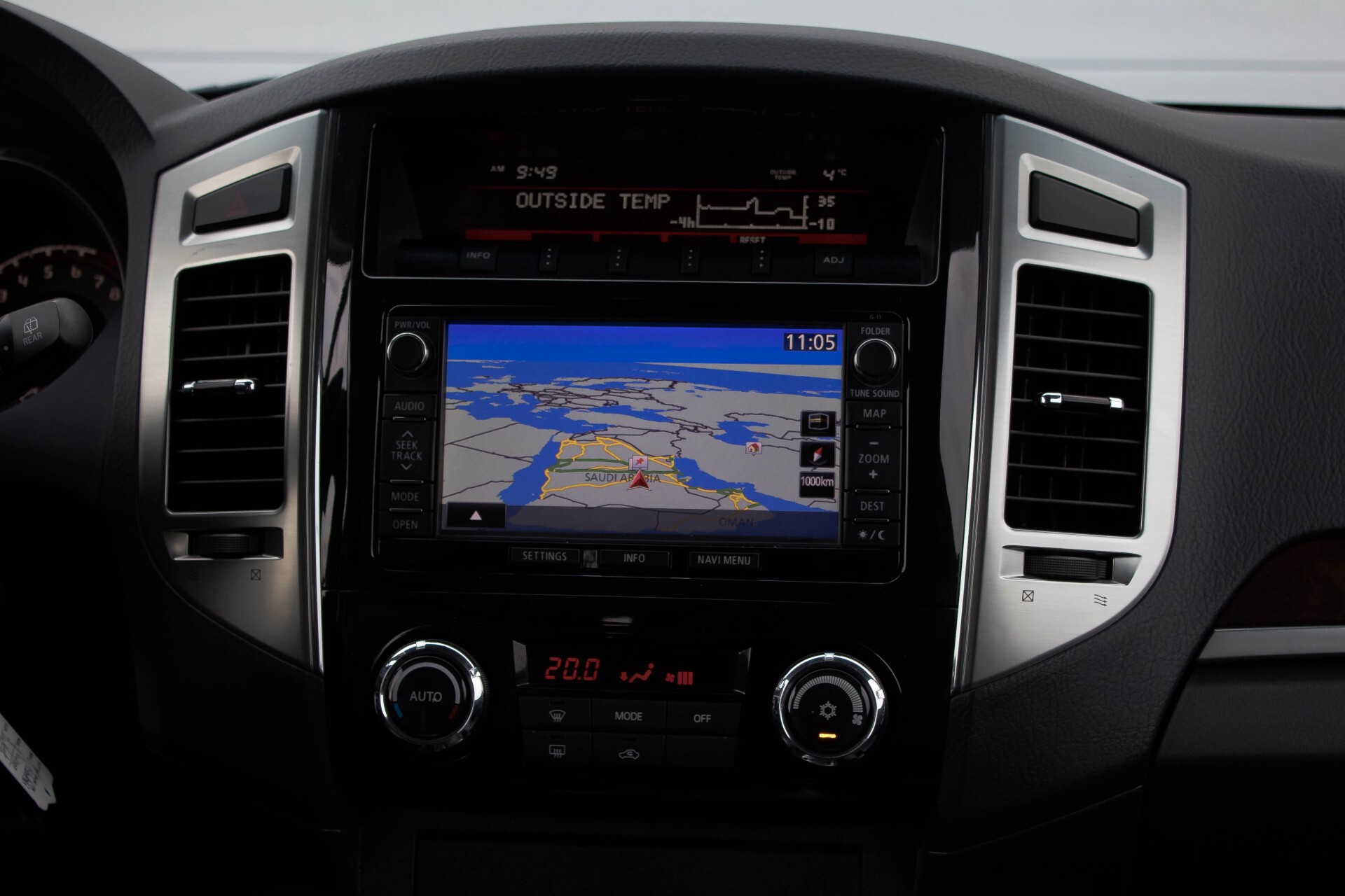 Mitsubishi Pajero 3.8 V6 Instyle Navi/Leder/Bluetooth/Trekhaak Aut5 Foto 13