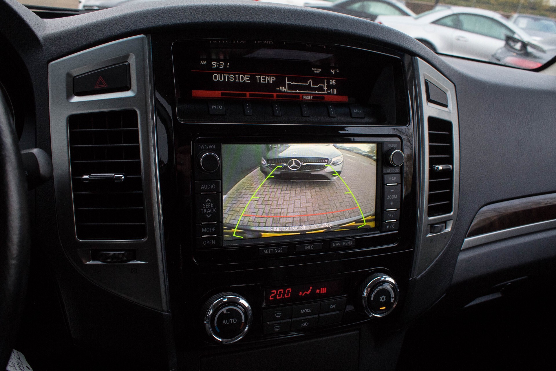 Mitsubishi Pajero 3.8 V6 Instyle Navi/Leder/Bluetooth/Trekhaak Aut5 Foto 15