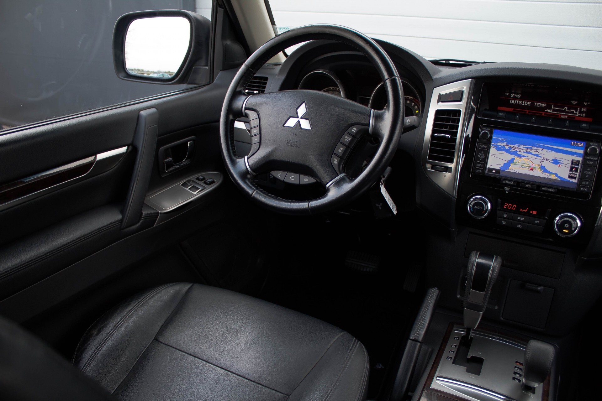 Mitsubishi Pajero 3.8 V6 Instyle Navi/Leder/Bluetooth/Trekhaak Aut5 Foto 6