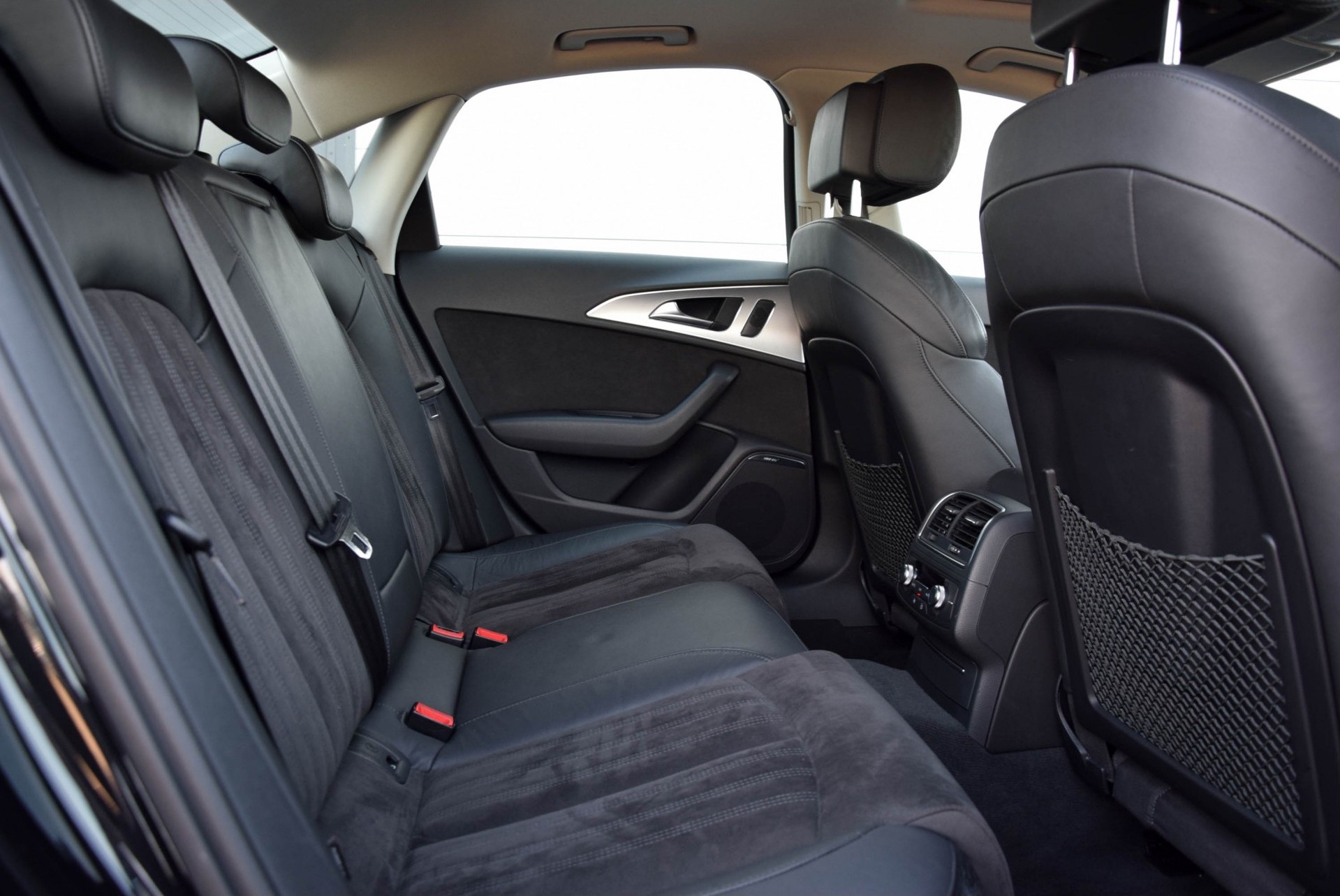 Audi A6 3.0 TDI quattro S-Line Pro Line Plus/Bose/Mem/Schuifdak/PDC/HeadUp/MMIplus/Xenon/Trekhaak Aut7 Foto 4