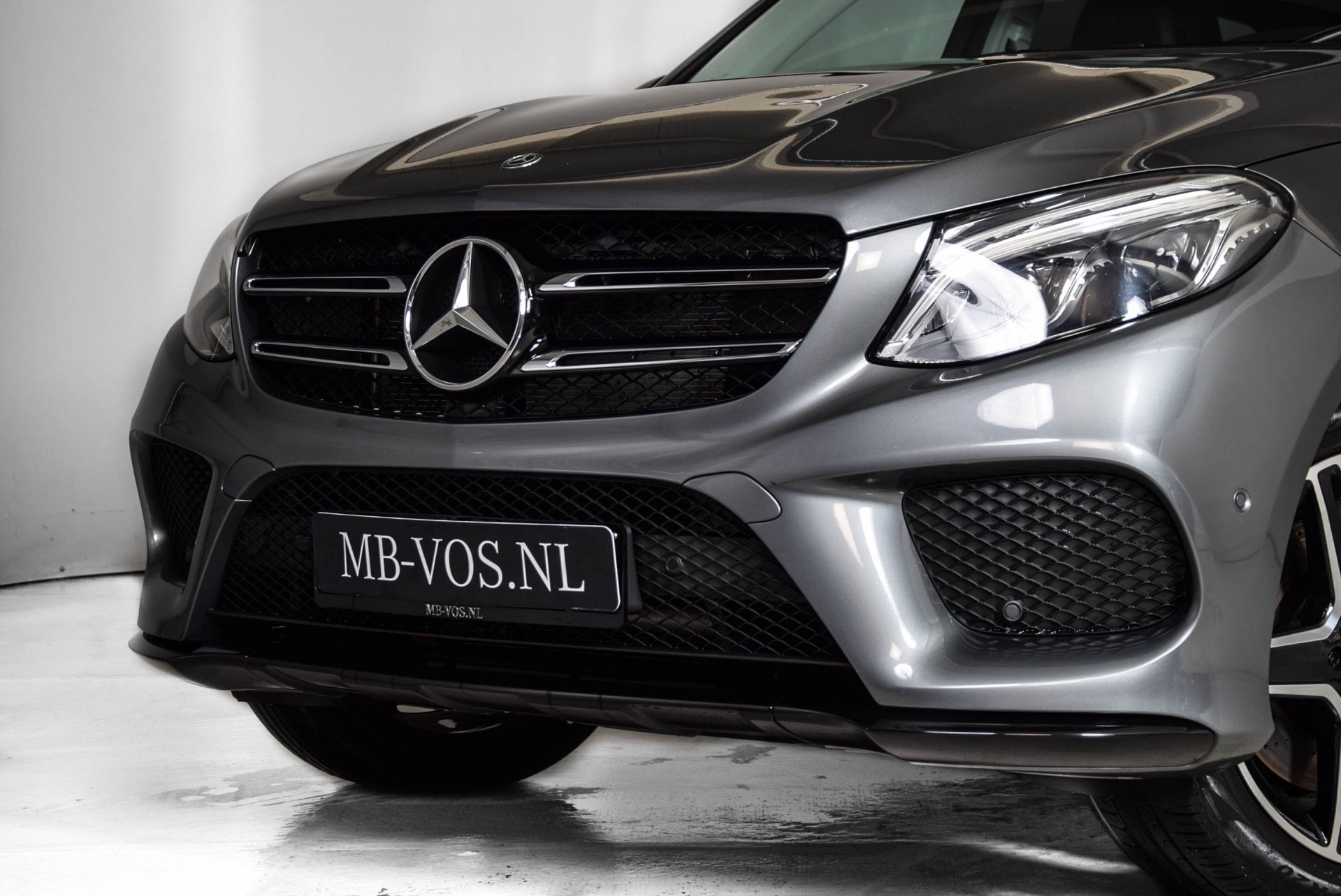 Mercedes-Benz GLE-Klasse 400 4-M Night Luchtvering/Panorama/Trekhaak/ILS Aut9 Foto 25