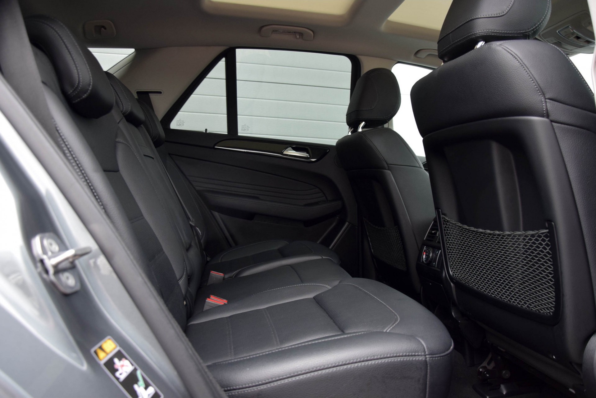 Mercedes-Benz GLE-Klasse 400 4-M Night Luchtvering/Panorama/Trekhaak/ILS Aut9 Foto 4