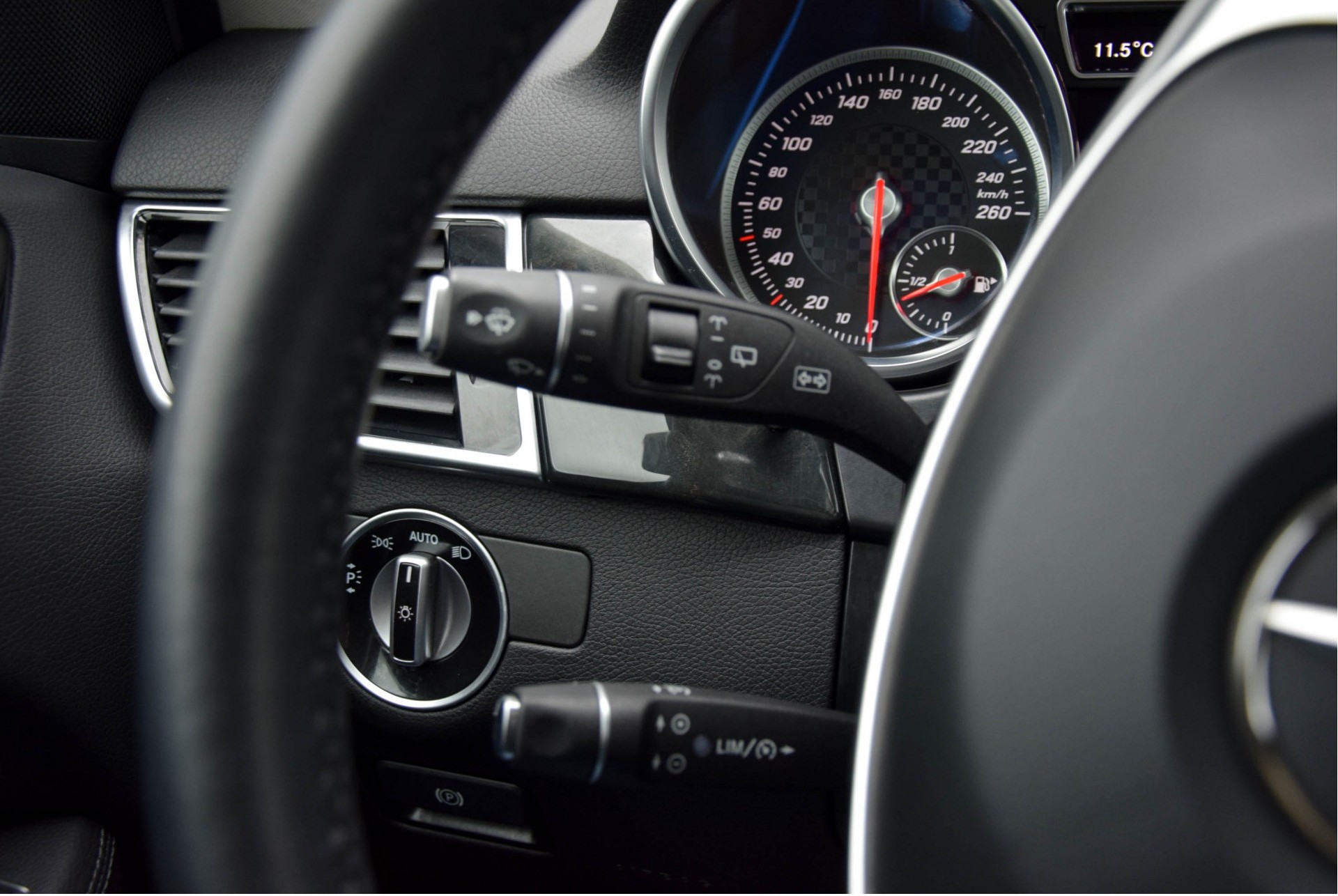 Mercedes-Benz GLE-Klasse 350 d 4-M AMG Night Luchtvering/Panorama/Trekhaak/ILS Aut9 Foto 12