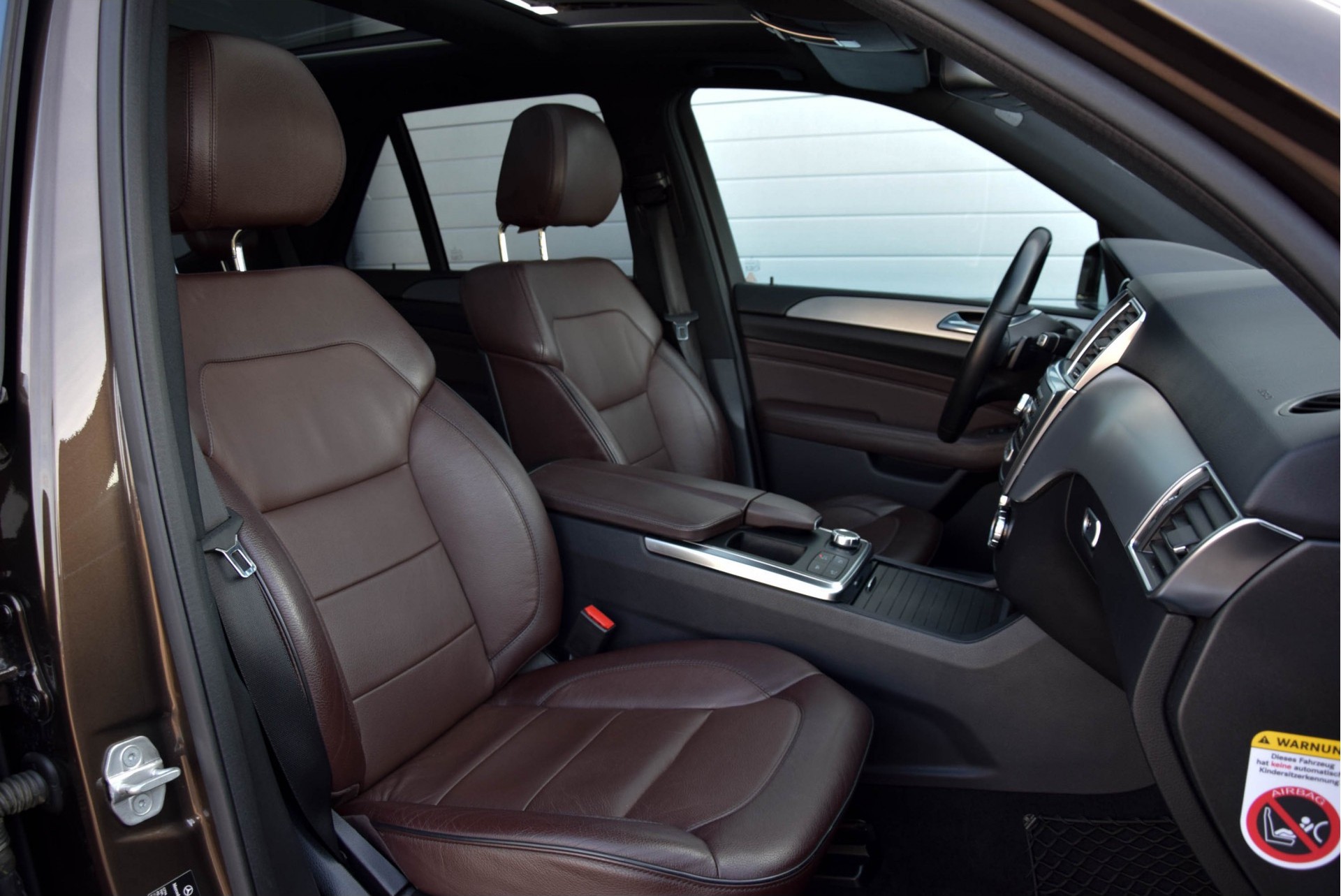 Mercedes-Benz M-Klasse 350 Bluetec 4-M Luchtvering/Panorama/Treeplanken/Standkachel/20" Aut7 Foto 3