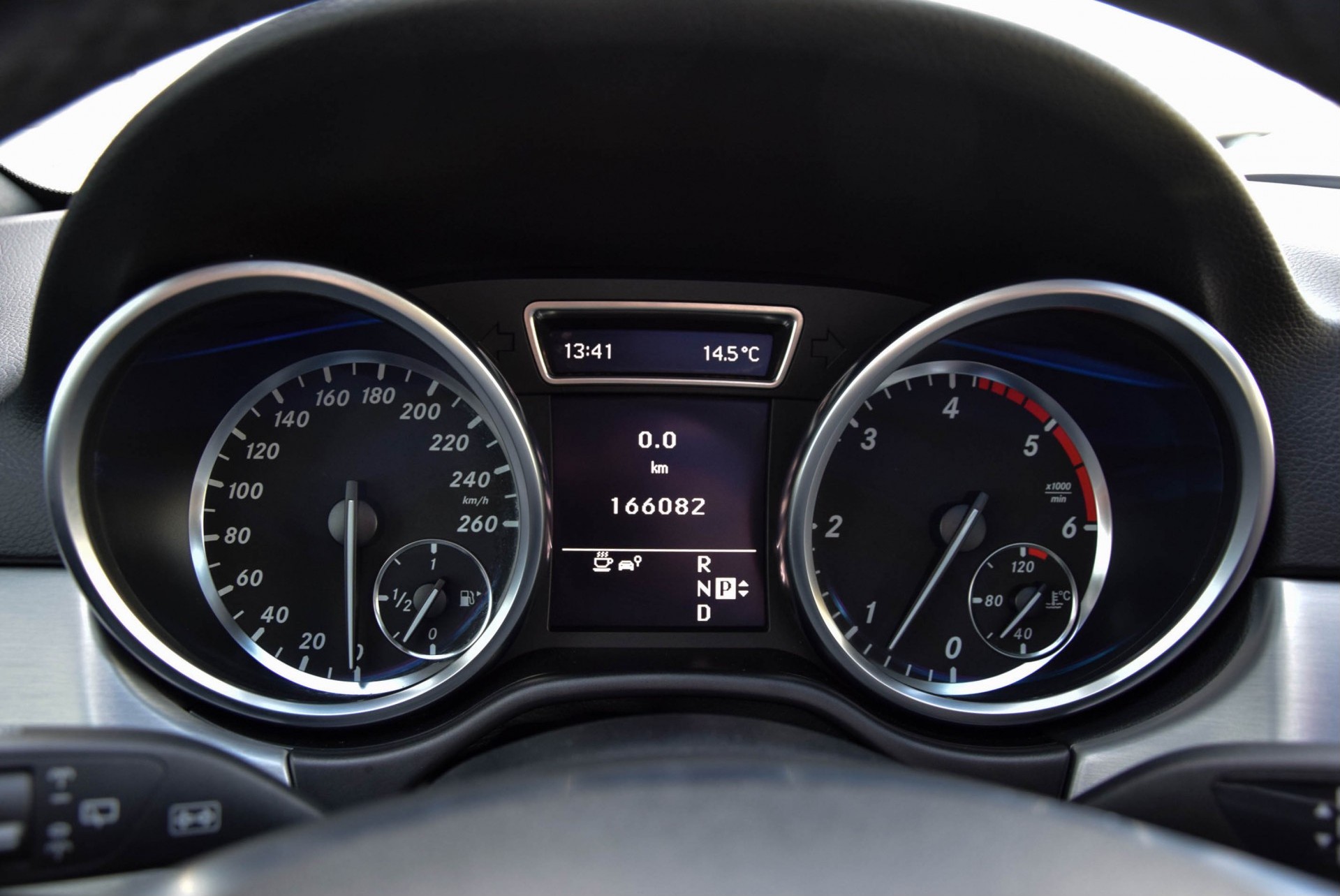 Mercedes-Benz M-Klasse 350 Bluetec 4-M Luchtvering/Panorama/Treeplanken/Standkachel/20" Aut7 Foto 7