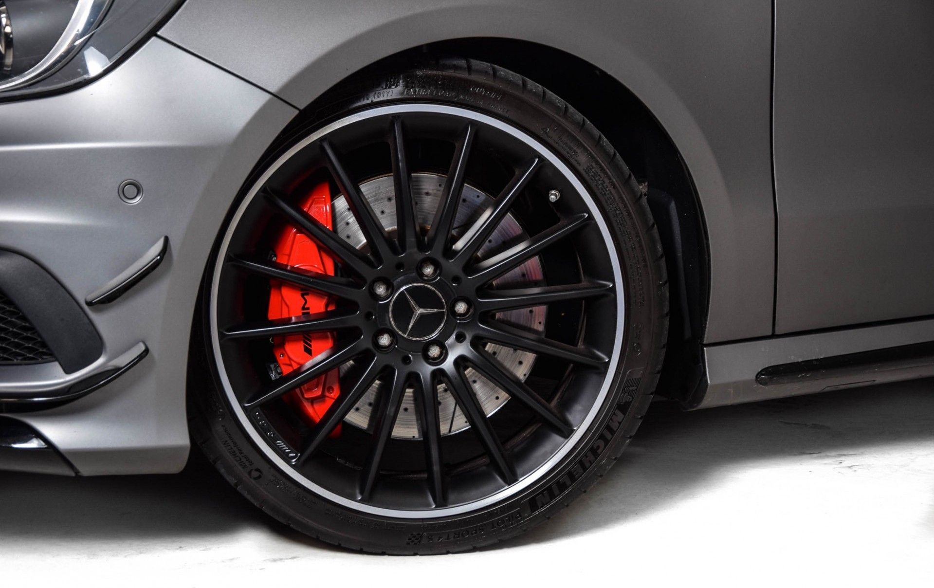 Mercedes-Benz A-Klasse 45 AMG 4-M Performance seats/Driverspack/Performance uitlaat Panorama/Harman-Kardon Aut7 Foto 28