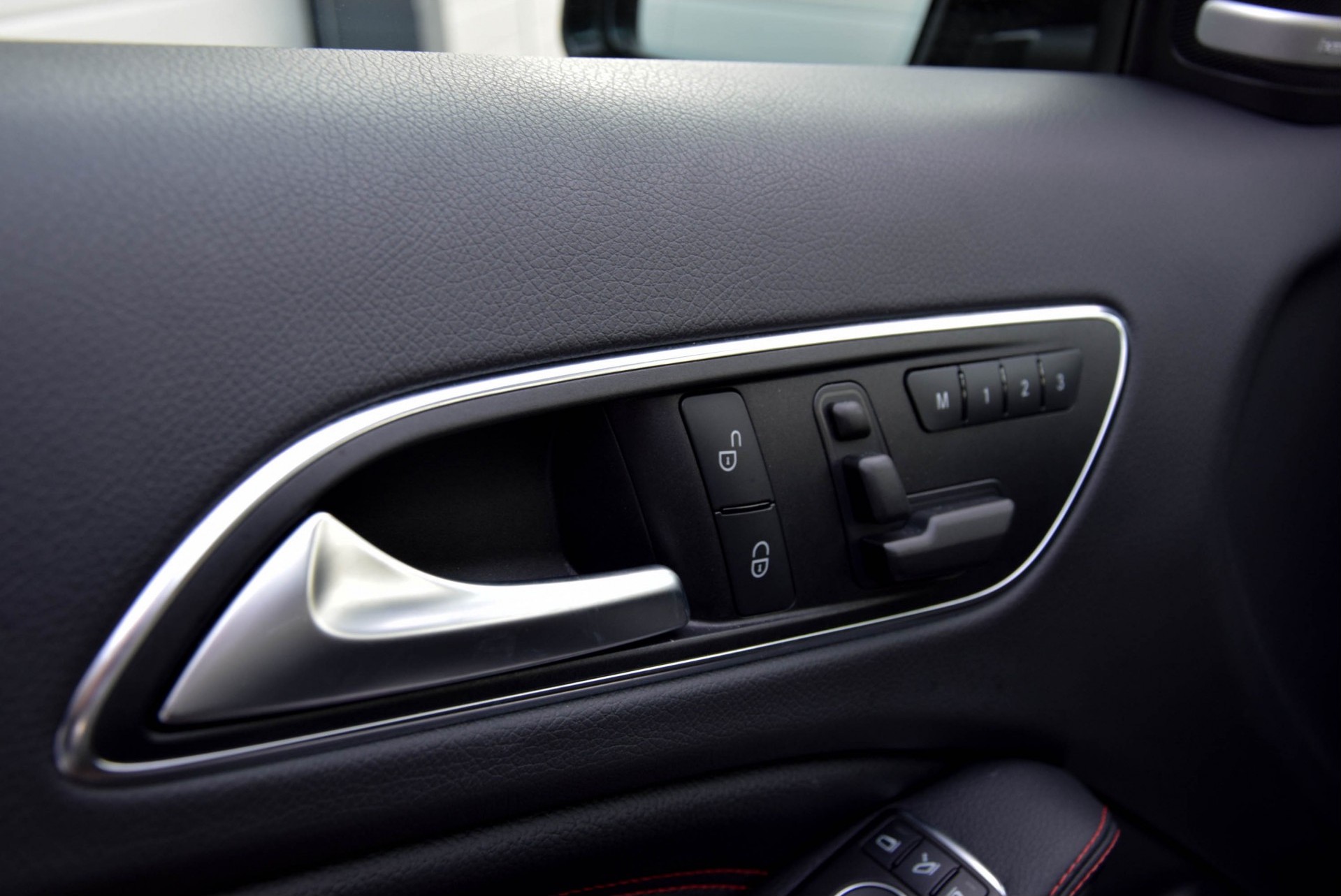 Mercedes-Benz A-Klasse 45 AMG 4-M Performance seats/Driverspack/Performance uitlaat Panorama/Harman-Kardon Aut7 Foto 8