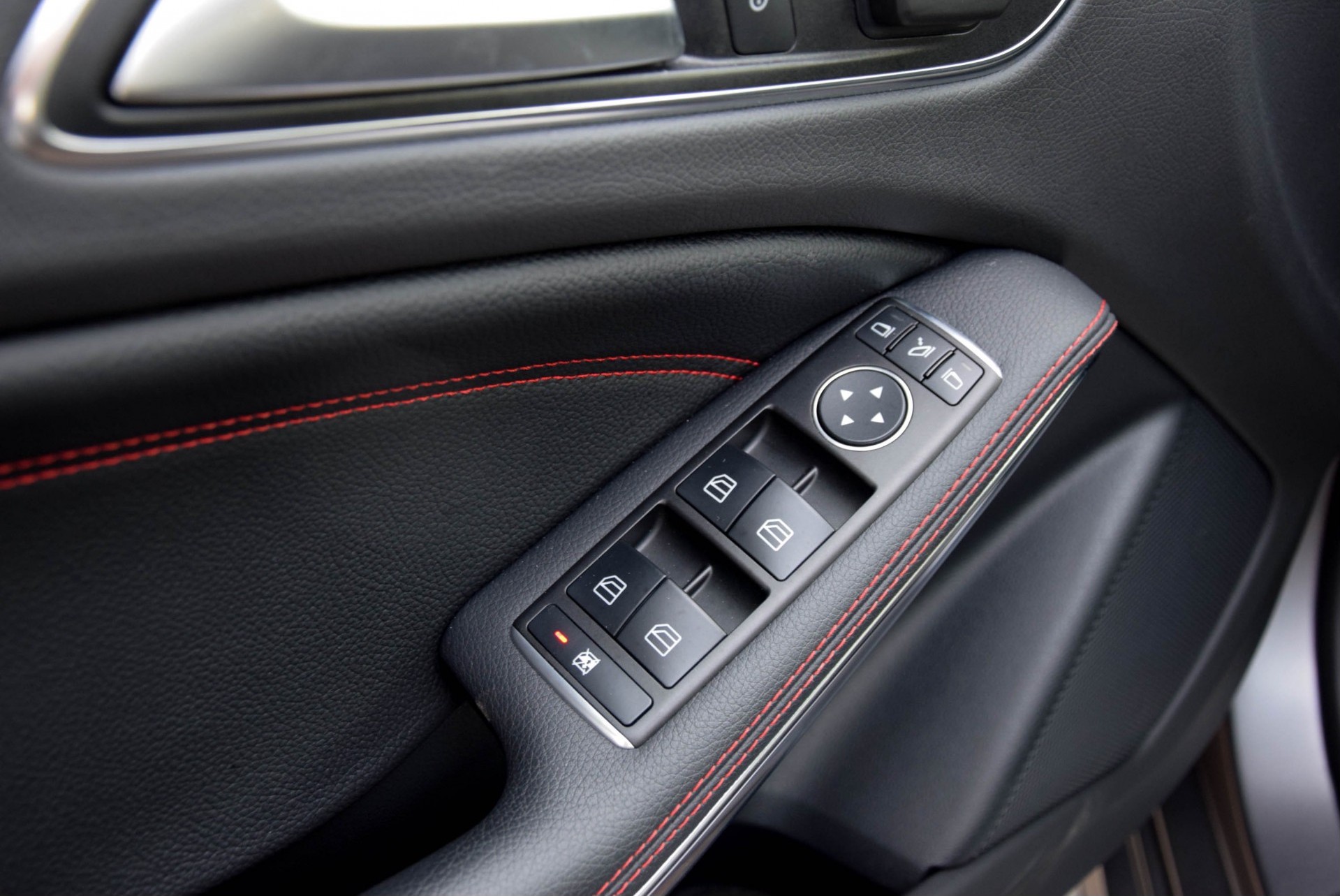 Mercedes-Benz A-Klasse 45 AMG 4-M Performance seats/Driverspack/Performance uitlaat Panorama/Harman-Kardon Aut7 Foto 9