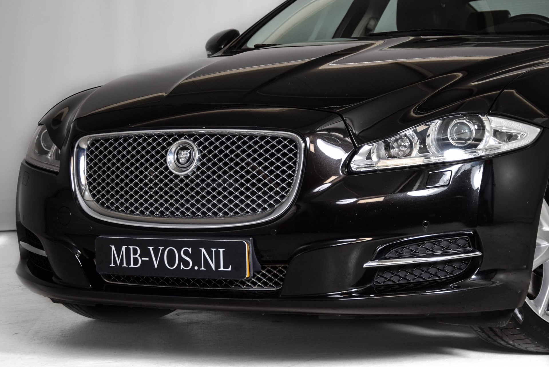 Jaguar XJ 3.0 V6D Premium Luxury Pano/Keyless/Camera/Memory Aut8 Foto 23