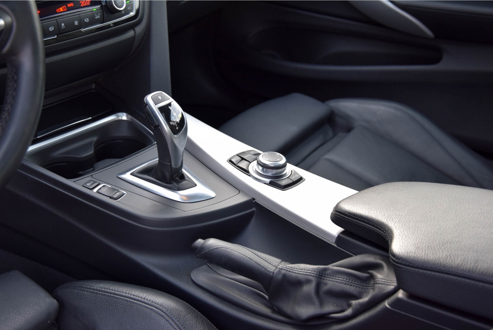 BMW 4 Serie Coupé 435i xDrive M-sport High Executive 20" Performance Aut8 Foto 13