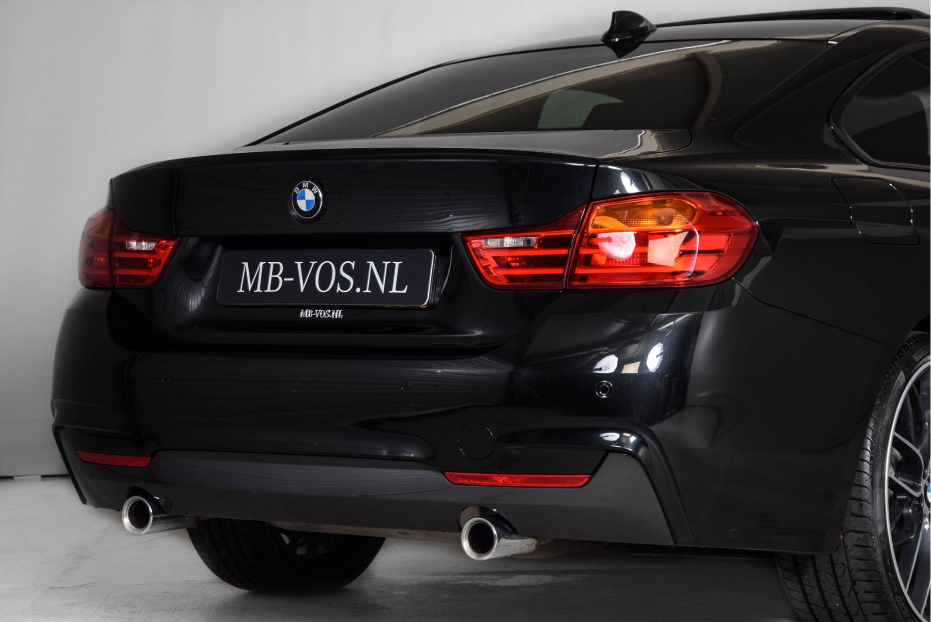 BMW 4 Serie Coupé 435i xDrive M-sport High Executive 20" Performance Aut8 Foto 20