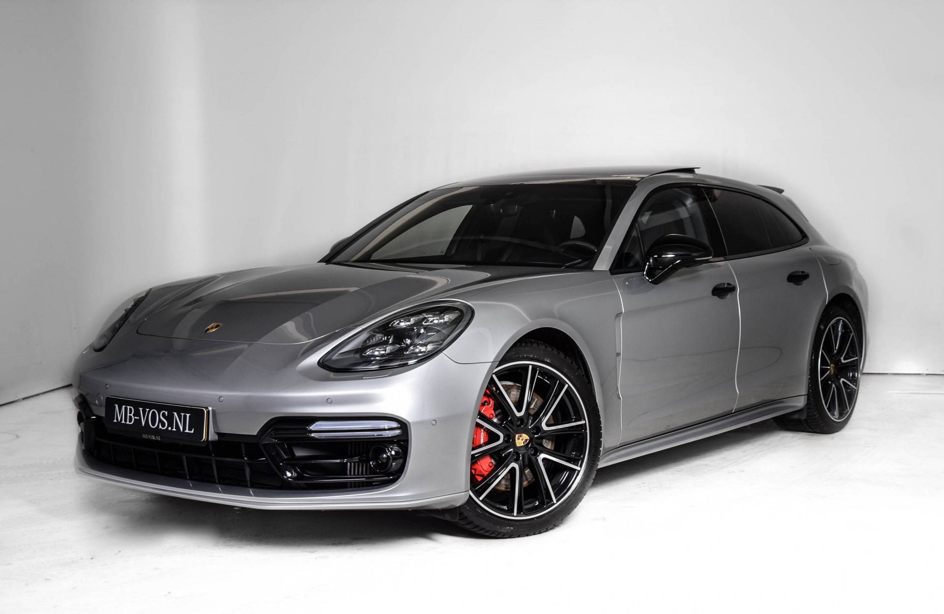 Porsche Panamera Sport Turismo 2.9 4 E-Hybrid Nieuwprijs: €172134 Bose/Pano/Carbon/Adaptive/SportChrono/RearSeatent. Aut8 Foto 1