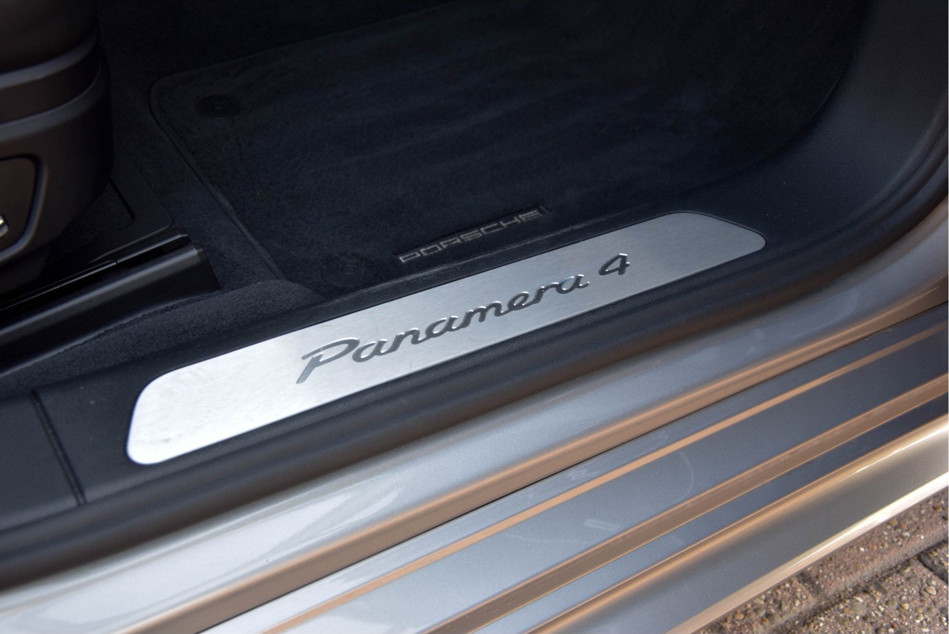 Porsche Panamera Sport Turismo 2.9 4 E-Hybrid Nieuwprijs: €172134 Bose/Pano/Carbon/Adaptive/SportChrono/RearSeatent. Aut8 Foto 19