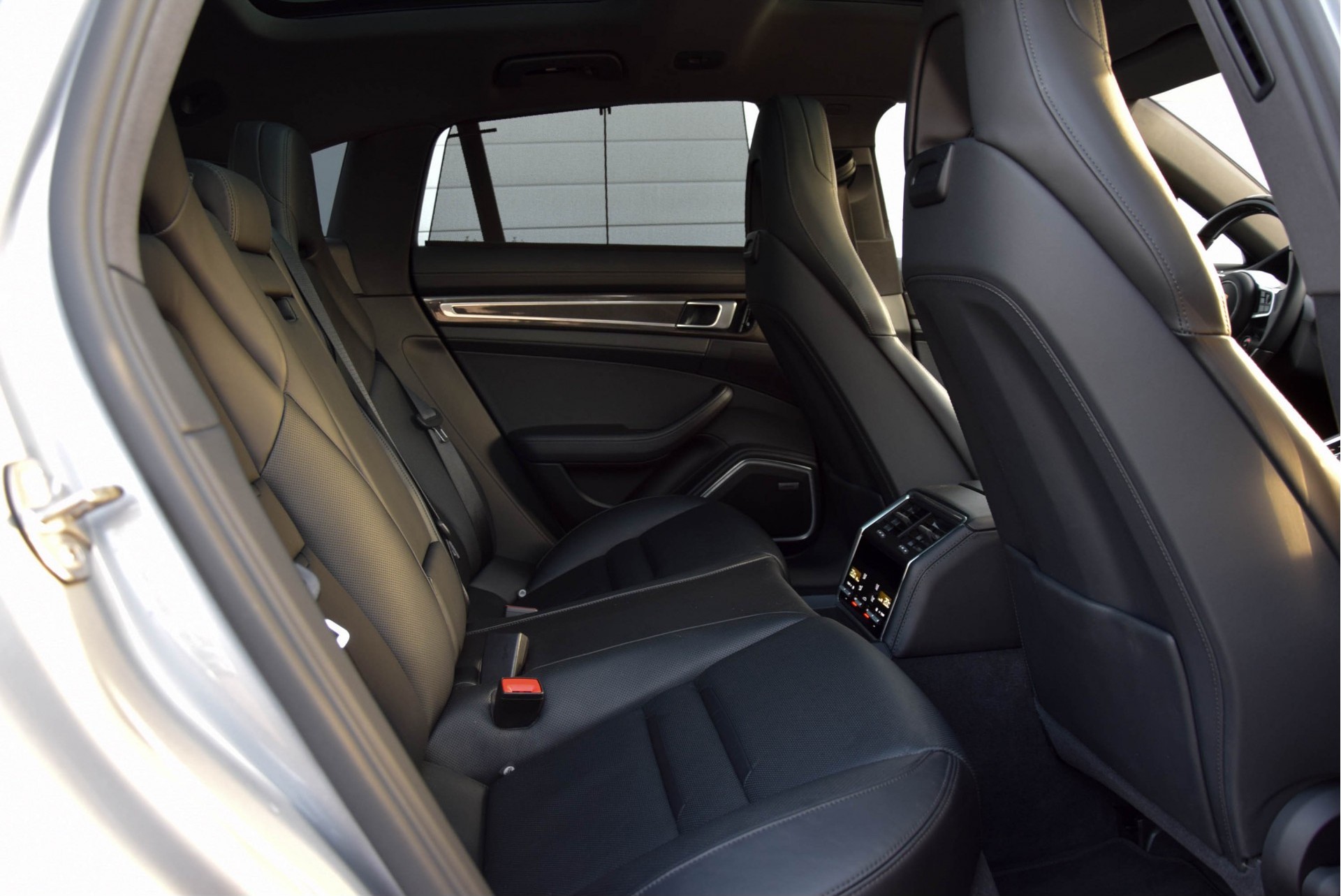 Porsche Panamera Sport Turismo 2.9 4 E-Hybrid Nieuwprijs: €172134 Bose/Pano/Carbon/Adaptive/SportChrono/RearSeatent. Aut8 Foto 5