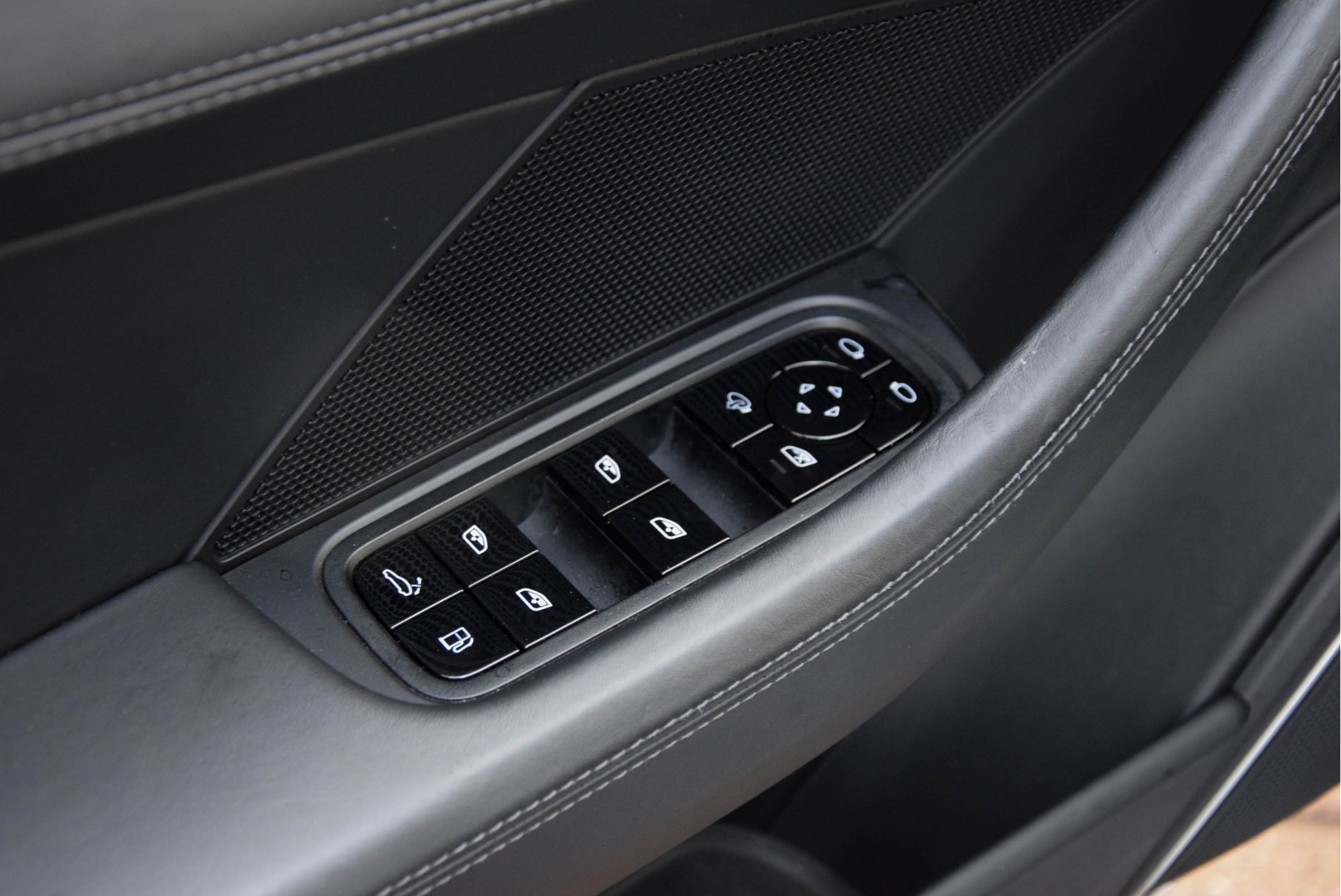 Porsche Panamera Sport Turismo 2.9 4 E-Hybrid Nieuwprijs: €172134 Bose/Pano/Carbon/Adaptive/SportChrono/RearSeatent. Aut8 Foto 9