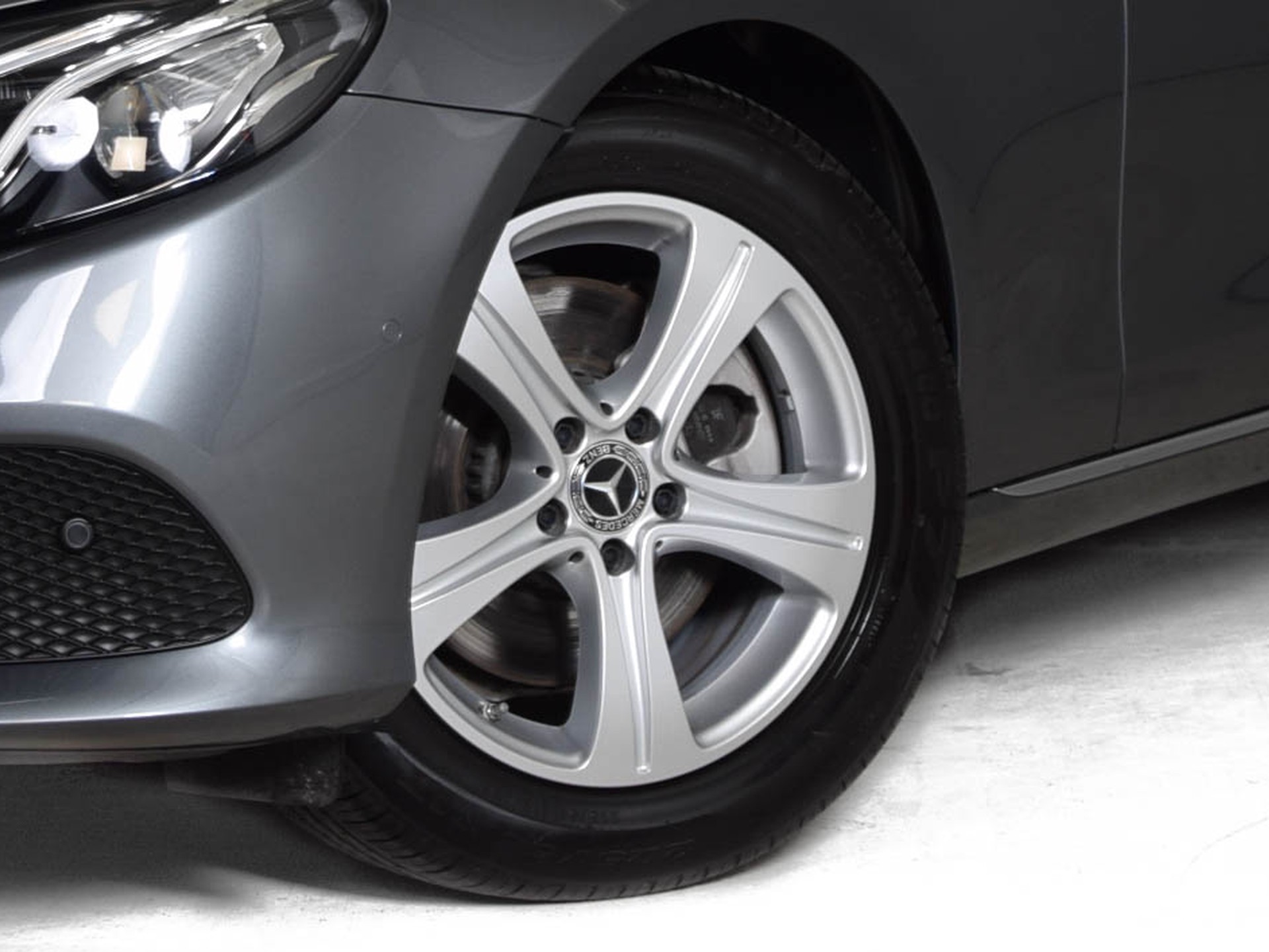 Mercedes-Benz E-Klasse 250 Avantgarde Schuifdak/Camera/LED/Mediadisplay Aut9 Foto 21