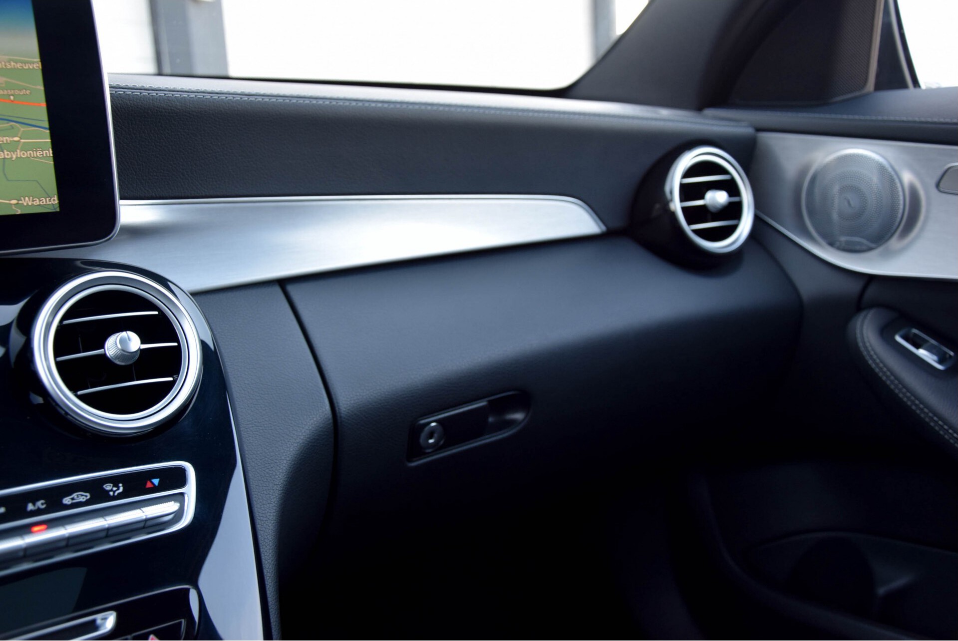 Mercedes-Benz C-Klasse Estate 450 / 43 AMG 4-MATIC Nightpakket Distronic/Panorama/Burmester/Keyless Aut7 Foto 15