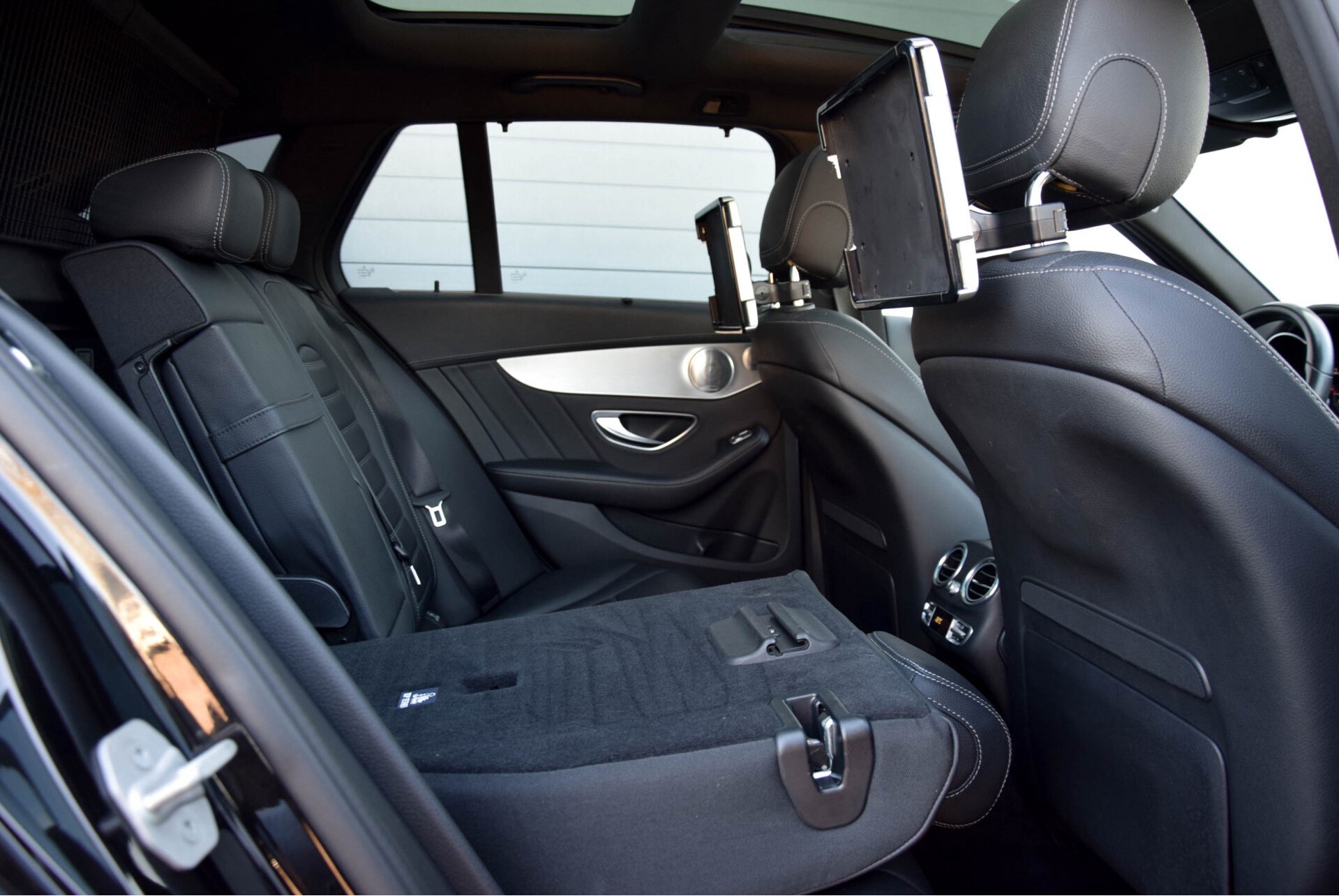 Mercedes-Benz C-Klasse Estate 450 / 43 AMG 4-MATIC Nightpakket Distronic/Panorama/Burmester/Keyless Aut7 Foto 5