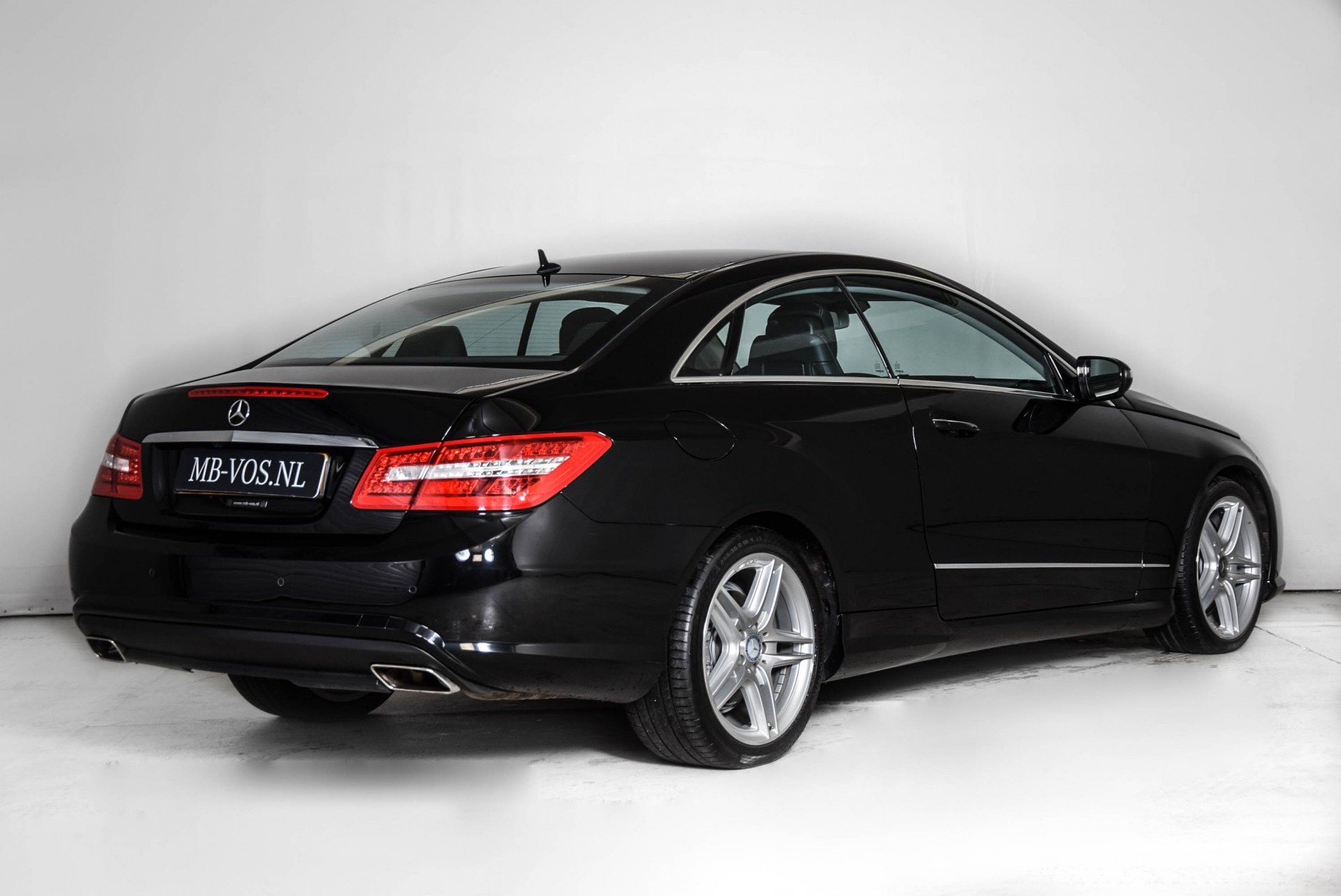 Mercedes-Benz E-Klasse Coupé 500 AMG Keyless/Harman-Kardon/Camera/ILS/Memory Aut7 Foto 2