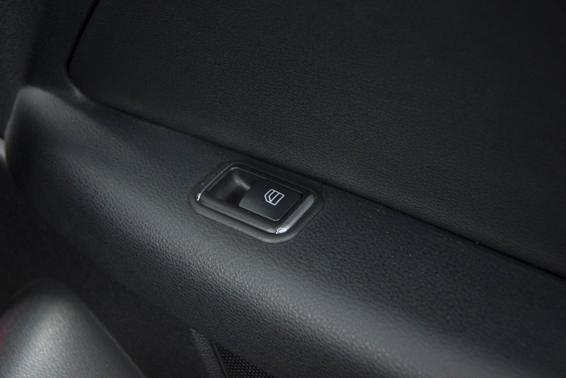 Mercedes-Benz E-Klasse Coupé 500 AMG Keyless/Harman-Kardon/Camera/ILS/Memory Aut7 Foto 21