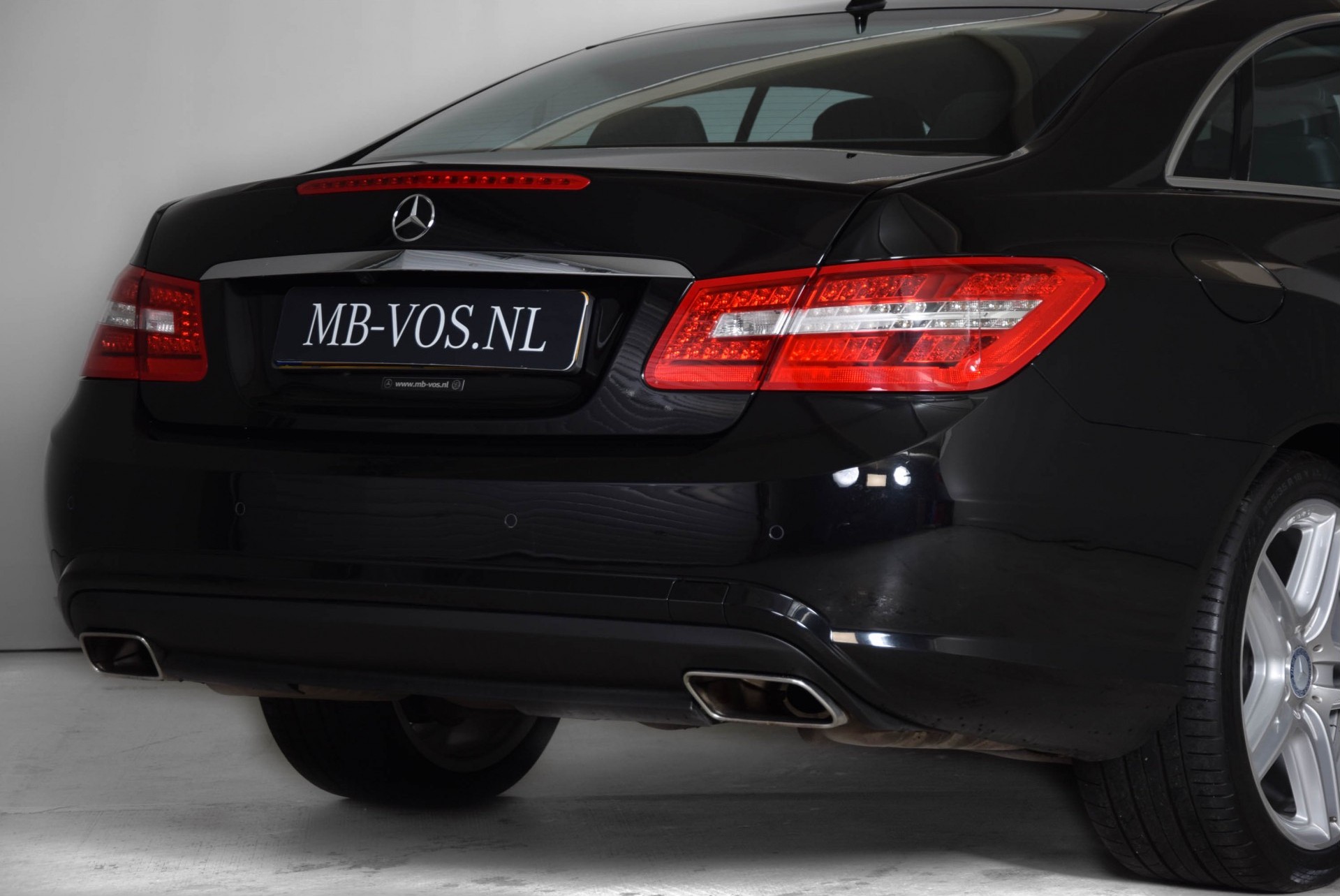 Mercedes-Benz E-Klasse Coupé 500 AMG Keyless/Harman-Kardon/Camera/ILS/Memory Aut7 Foto 26