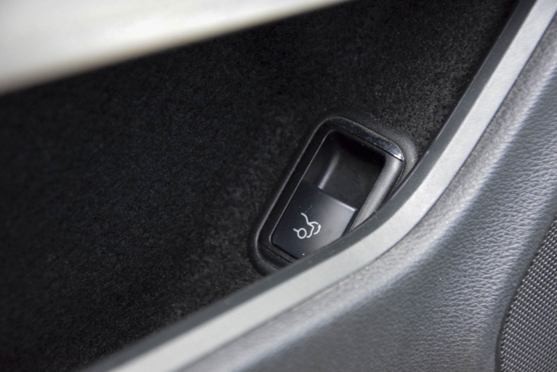 Mercedes-Benz E-Klasse Coupé 500 AMG Keyless/Harman-Kardon/Camera/ILS/Memory Aut7 Foto 9