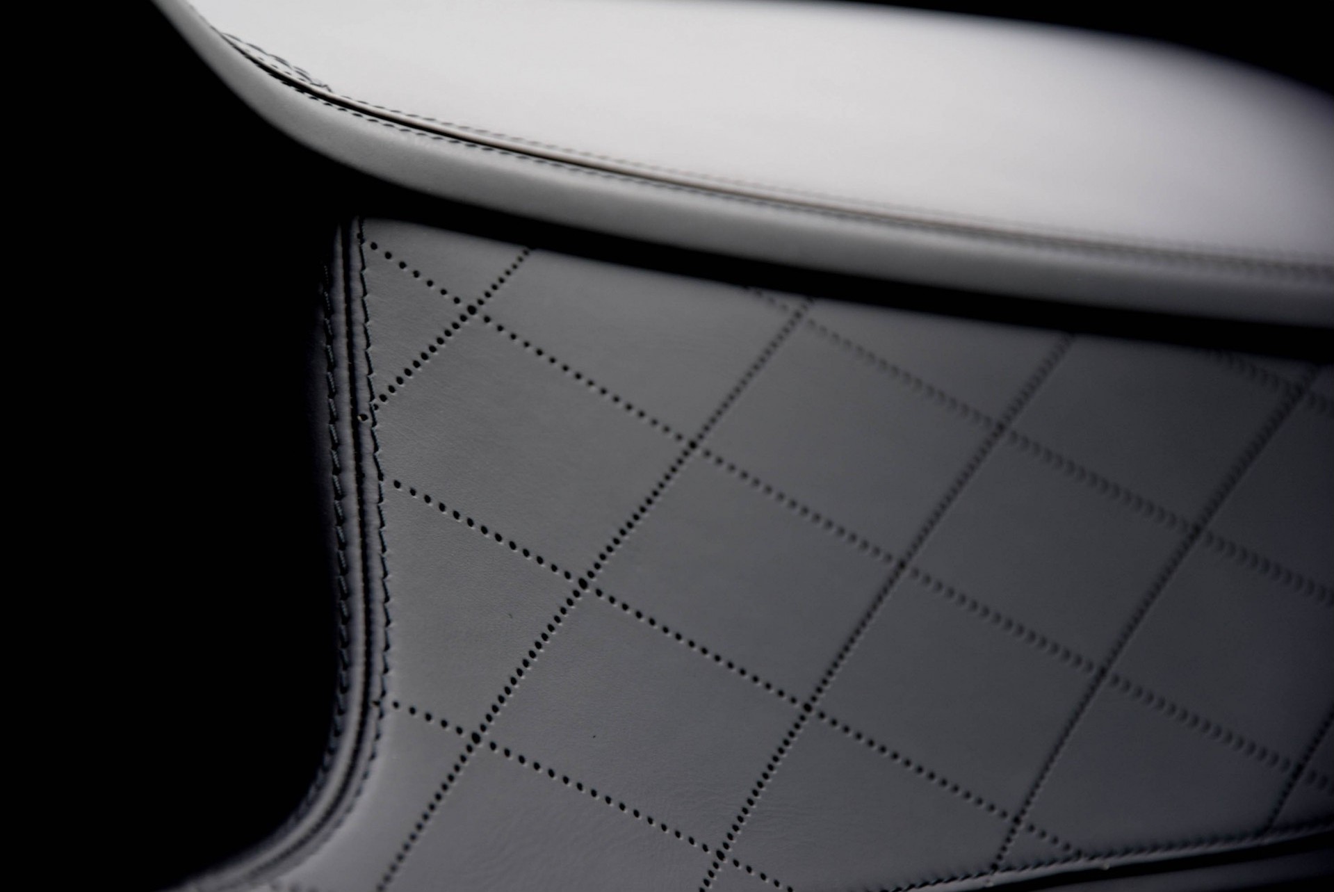 Mercedes-Benz S-Klasse 63 AMG Lang 4-M+ Exclusive/Designo/Entertainment/Nightvision/4xMassage Aut9 Foto 18