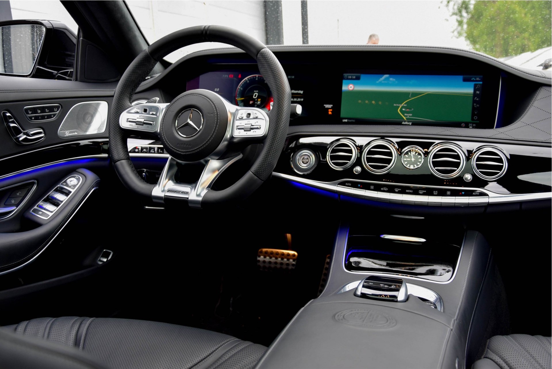 Mercedes-Benz S-Klasse 63 AMG Lang 4-M+ Exclusive/Designo/Entertainment/Nightvision/4xMassage Aut9 Foto 6