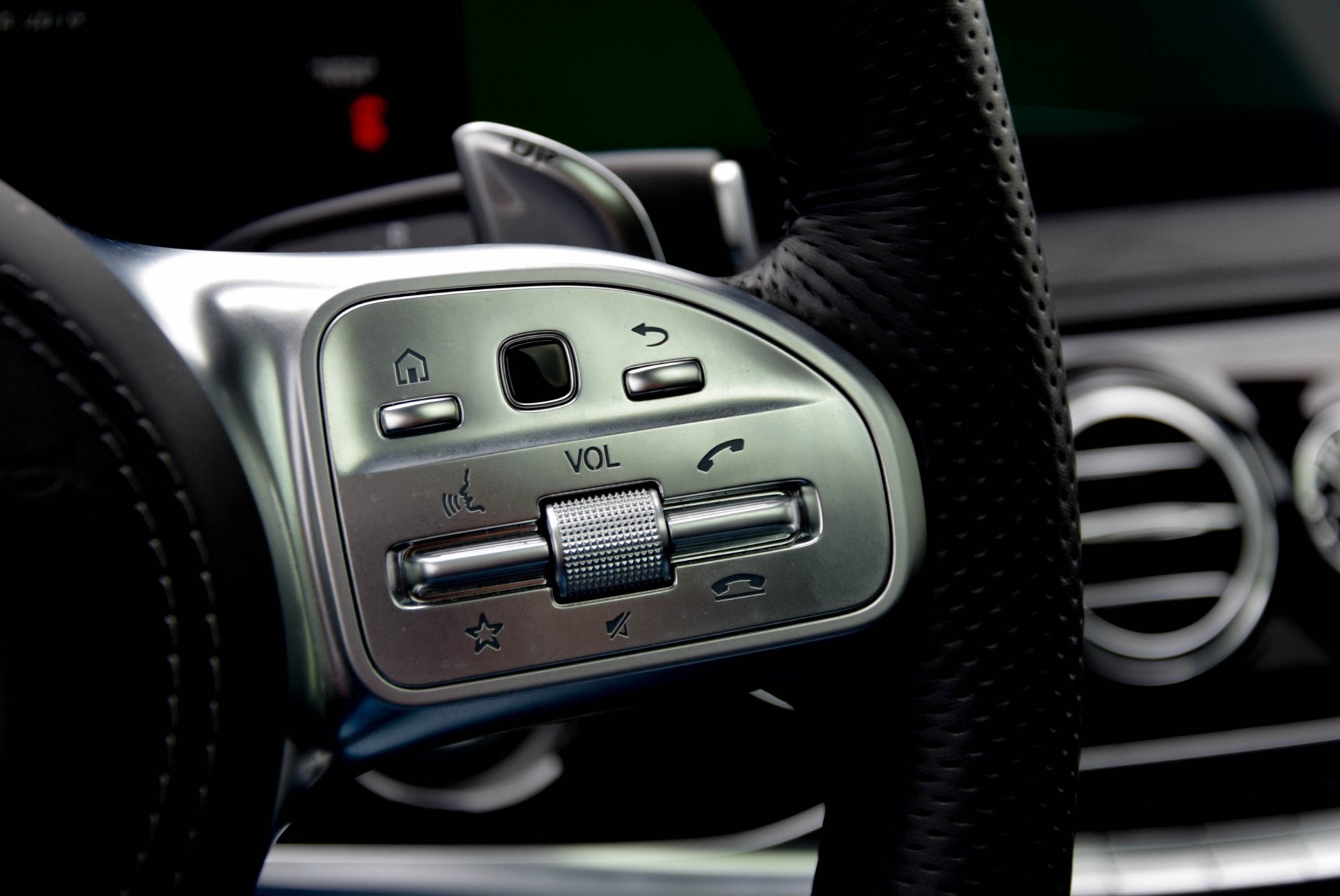 Mercedes-Benz S-Klasse 63 AMG Lang 4-M+ Exclusive/Designo/Entertainment/Nightvision/4xMassage Aut9 Foto 8