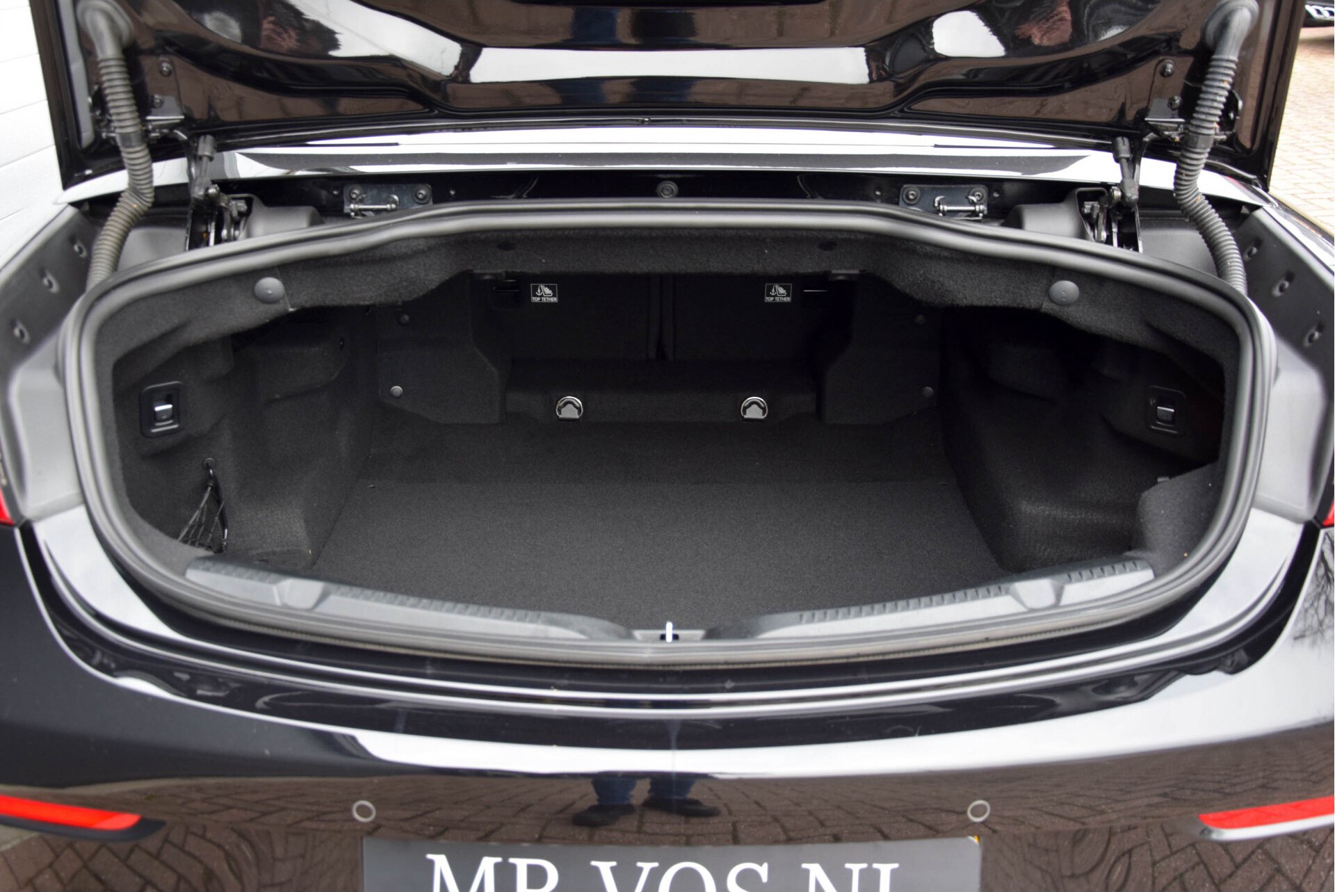 Mercedes-Benz E-Klasse Cabrio 300 AMG Night/Comand/LED/Camera/Keyless/20" Aut9 Foto 24