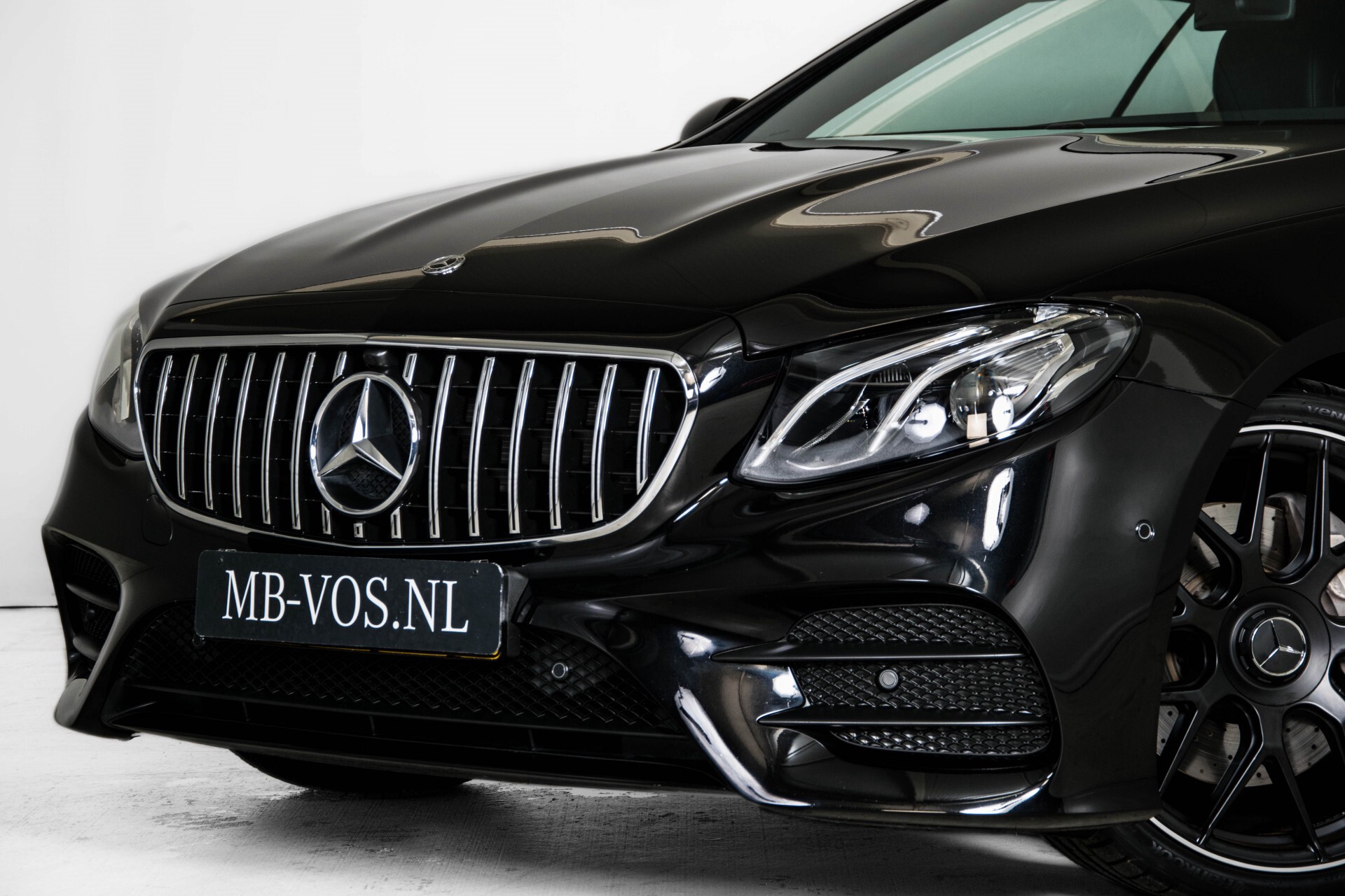 Mercedes-Benz E-Klasse Cabrio 300 AMG Night/Comand/LED/Camera/Keyless/20" Aut9 Foto 25