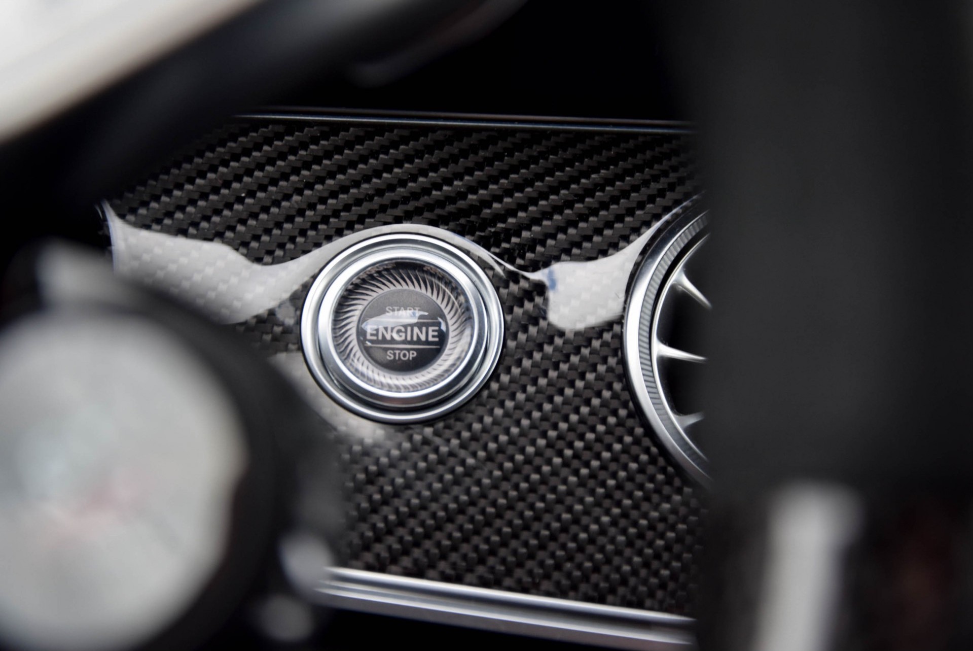 Mercedes-Benz AMG GT 4-Door Coupe 63 S 4M+ Ceramic Full Carbon Designo Aut9 Foto 15