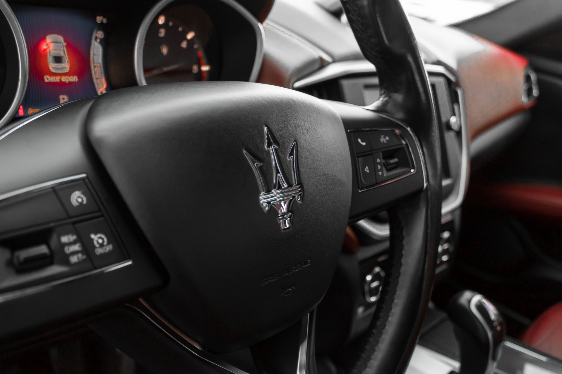 Maserati Ghibli 3.0d V6 Carbon/20''/Camera/PremiumPack/Keyless/Xenon/Navi Aut8 Foto 34