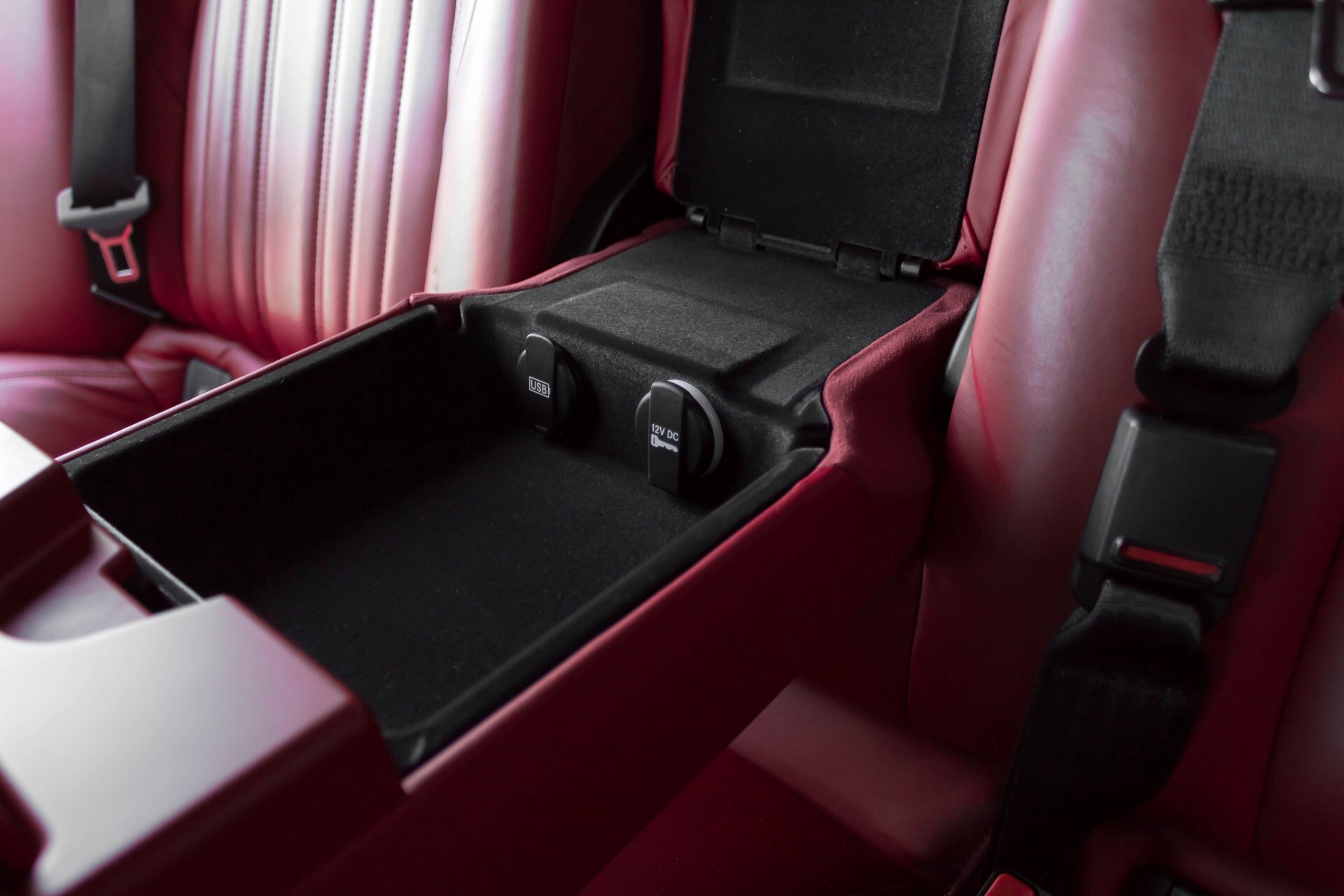 Maserati Ghibli 3.0d V6 Carbon/20''/Camera/PremiumPack/Keyless/Xenon/Navi Aut8 Foto 45