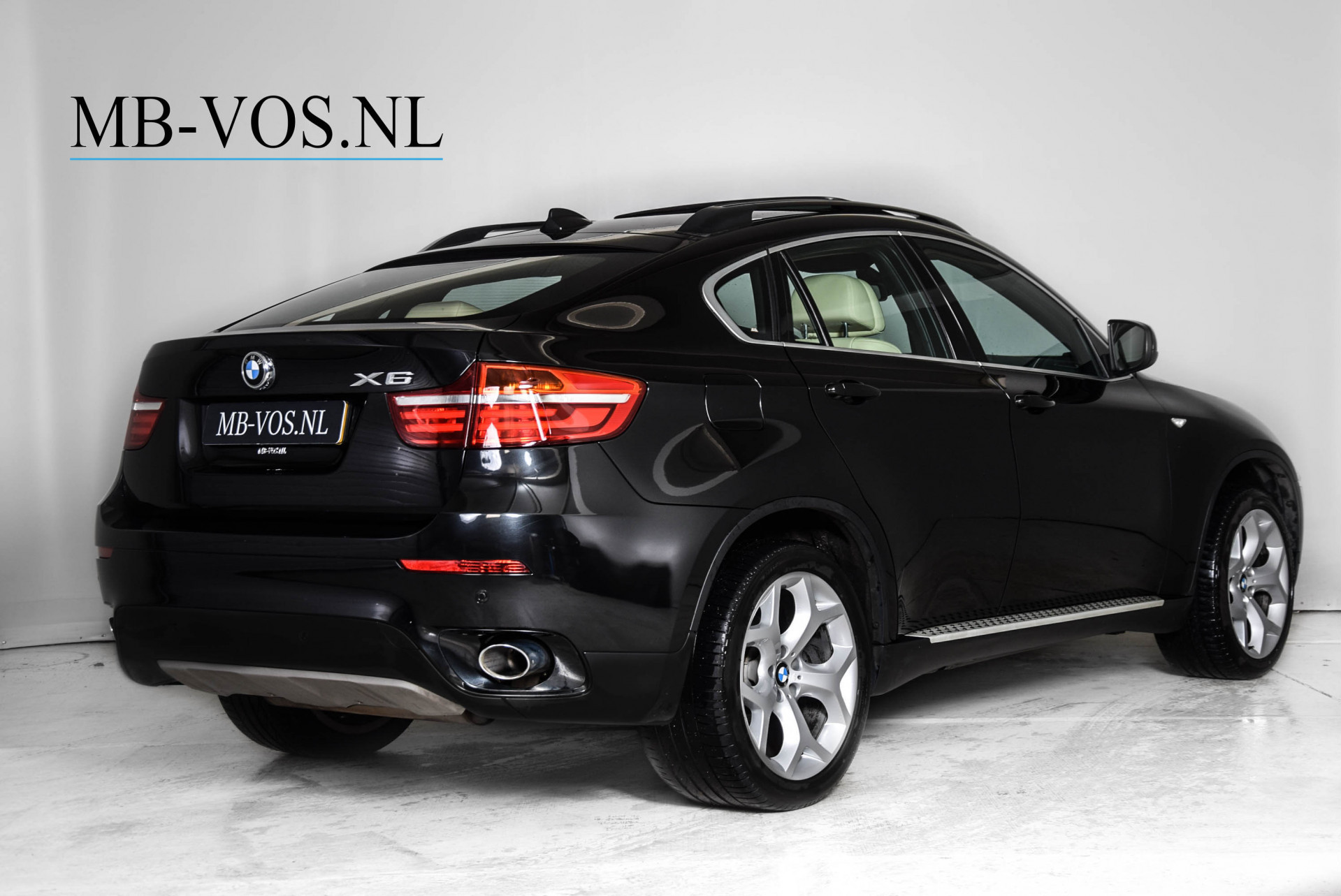 BMW X6 3.0d High Executive Luchtv/Activefront/Keyless/HiFi/Softclose Aut8 Foto 2