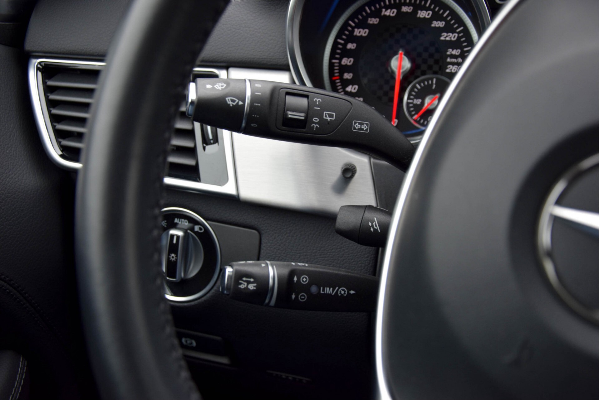 Mercedes-Benz GLE 350d 4-M AMG Distronic/Dak/Harman Kardon/ILS/Standkachel/Mem Aut9 Foto 10