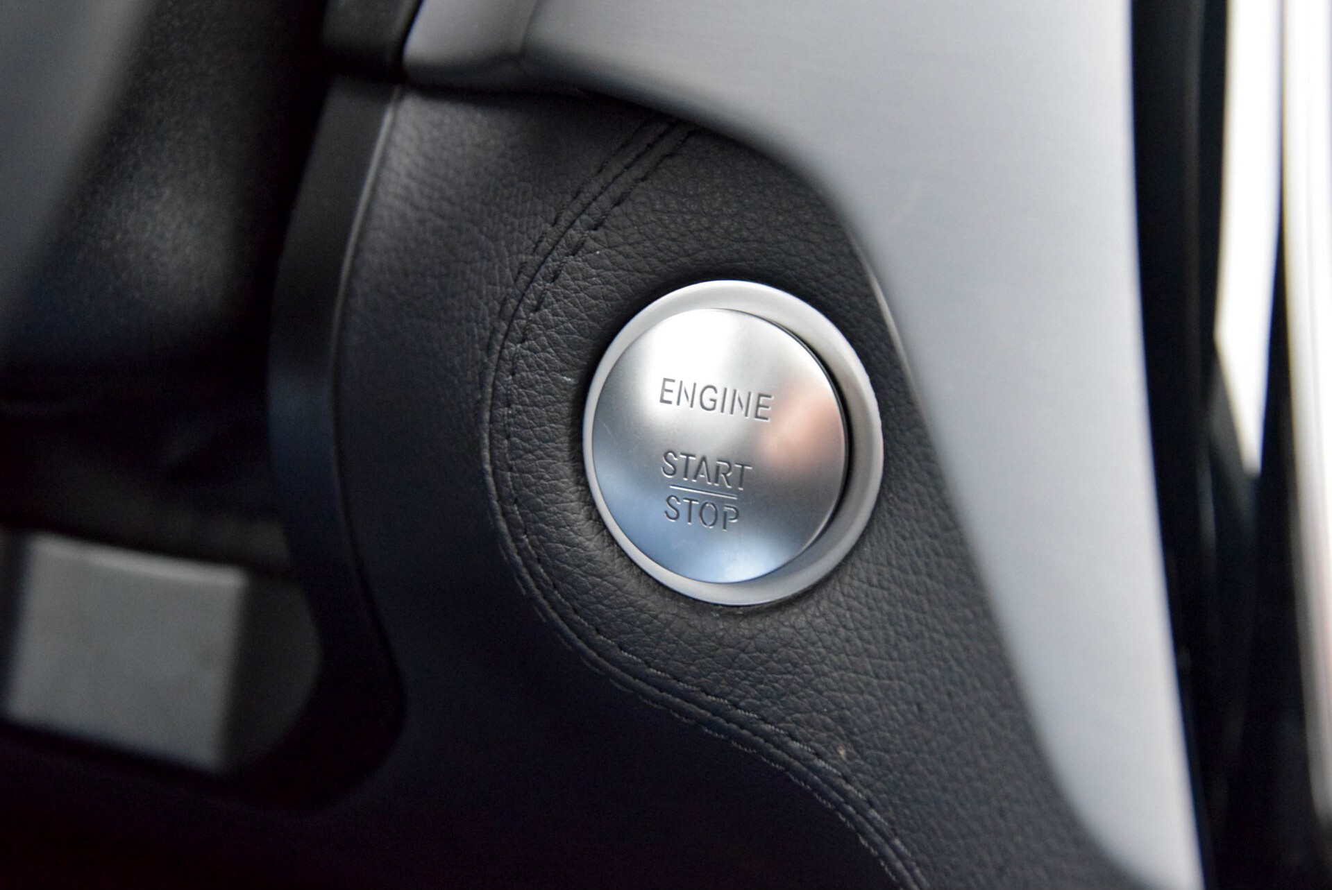 Mercedes-Benz GLE 350d 4-M AMG Distronic/Dak/Harman Kardon/ILS/Standkachel/Mem Aut9 Foto 13