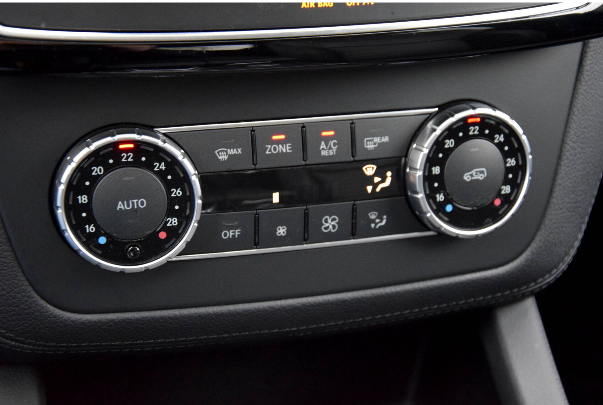 Mercedes-Benz GLE 350d 4-M AMG Distronic/Dak/Harman Kardon/ILS/Standkachel/Mem Aut9 Foto 16