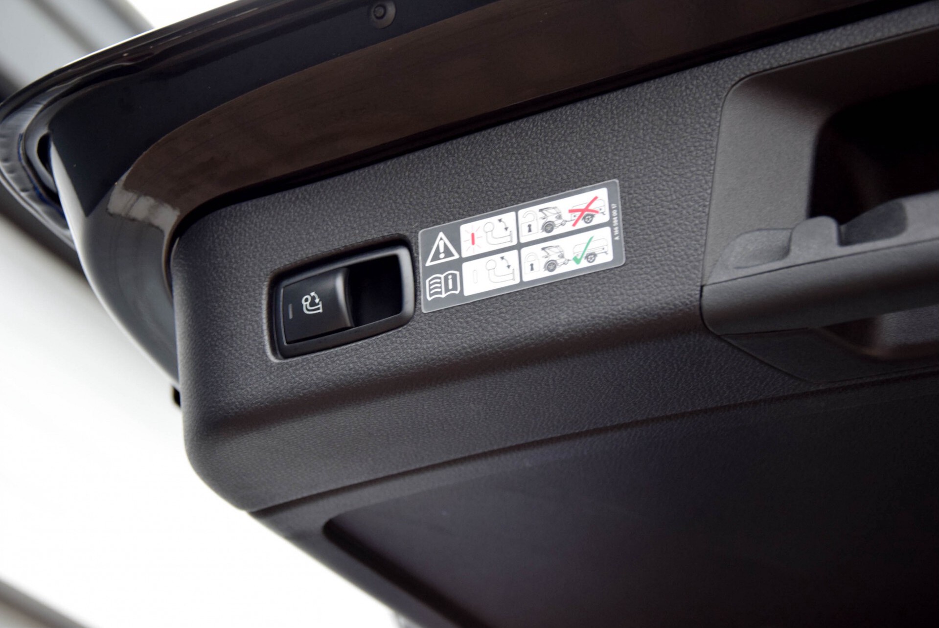 Mercedes-Benz GLE 350d 4-M AMG Distronic/Dak/Harman Kardon/ILS/Standkachel/Mem Aut9 Foto 24