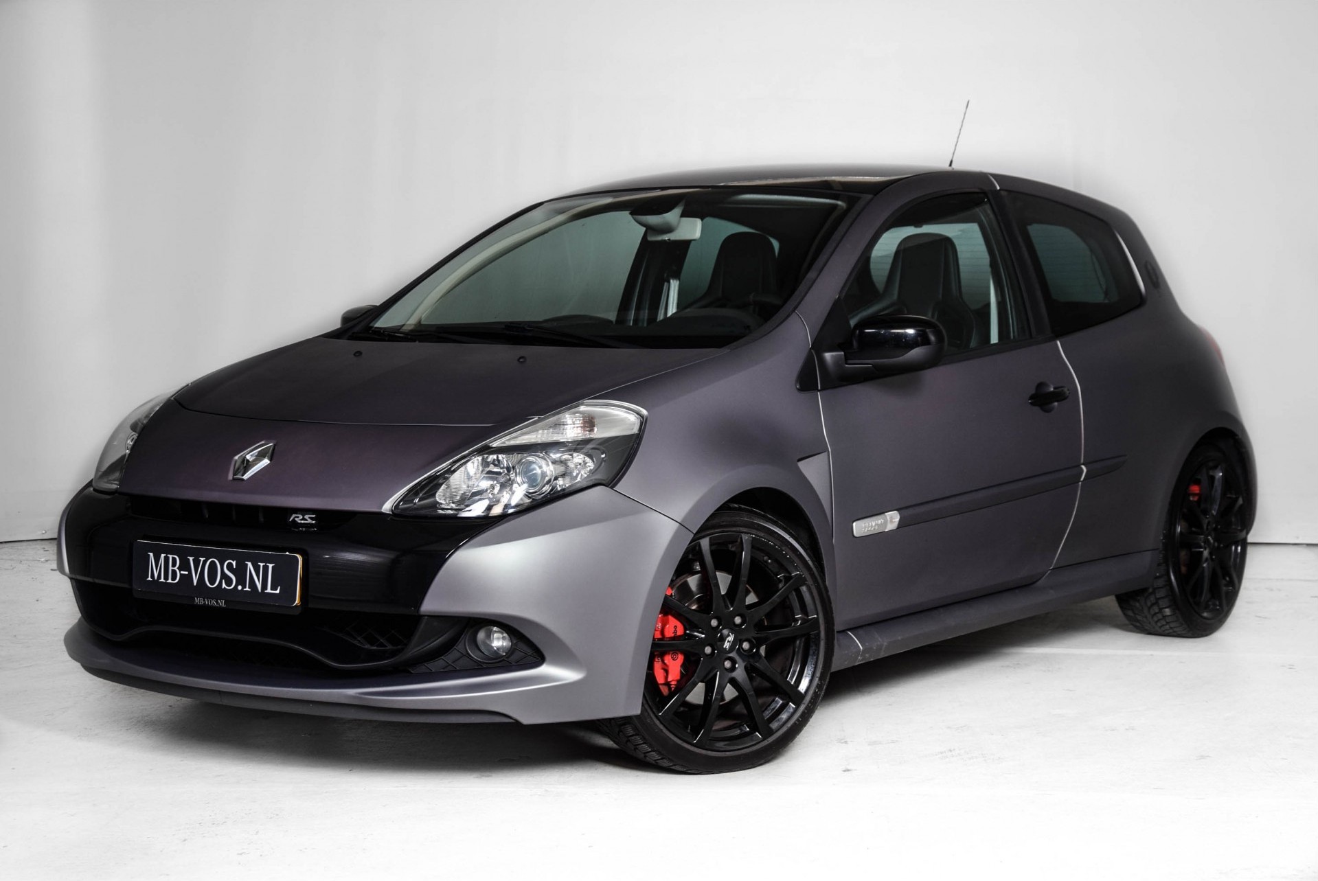 Renault Clio 2.0 RS Cup Navi/Akrapovic/Sportstoelen/Subwoofer/18''/Xenon Hs6 Foto 1