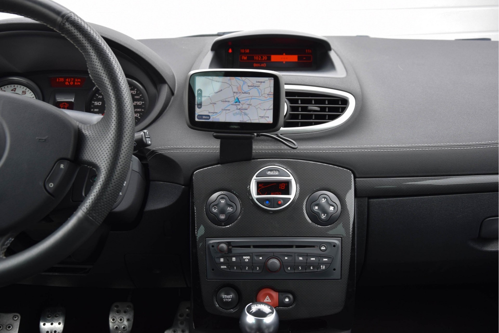 Renault Clio 2.0 RS Cup Navi/Akrapovic/Sportstoelen/Subwoofer/18''/Xenon Hs6 Foto 16