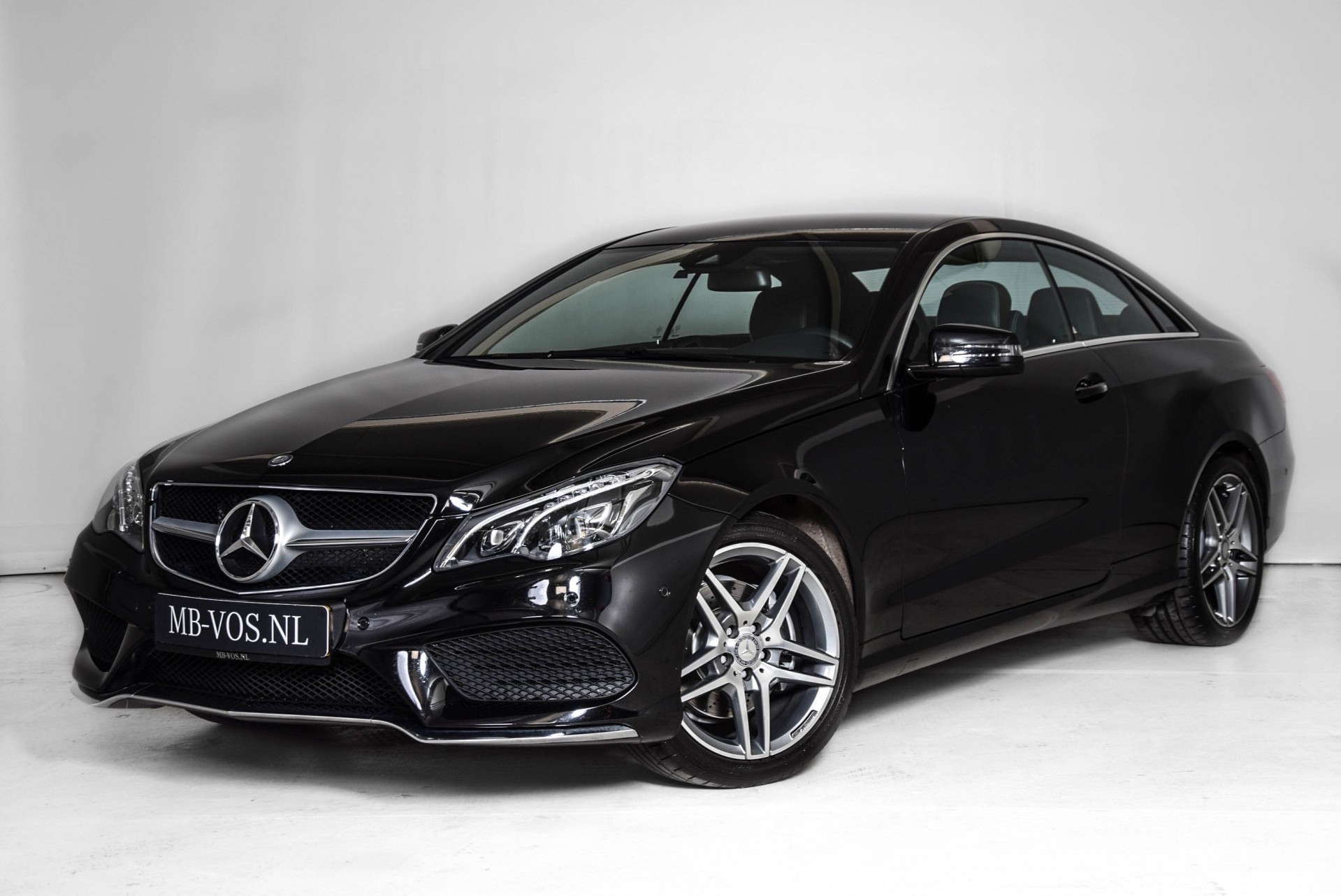 Mercedes-Benz E-Klasse Coupé 250 AMG Dynamic Comand Harman-Kardon Aut7 Foto 1