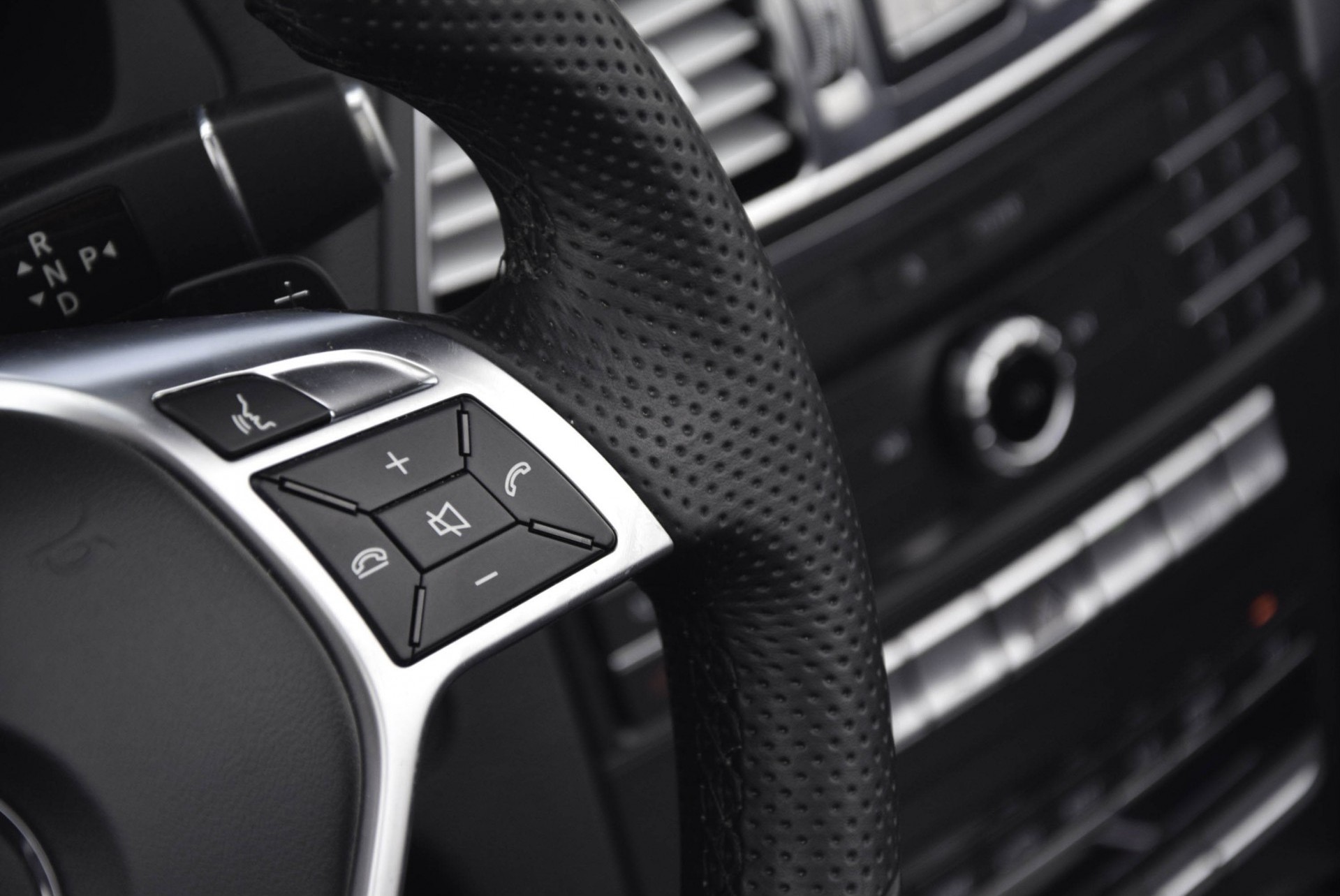 Mercedes-Benz E-Klasse Cabrio 250 SPORT EDITION AMG Distronic/Comand/360/Mem/ILS Aut7 Foto 17