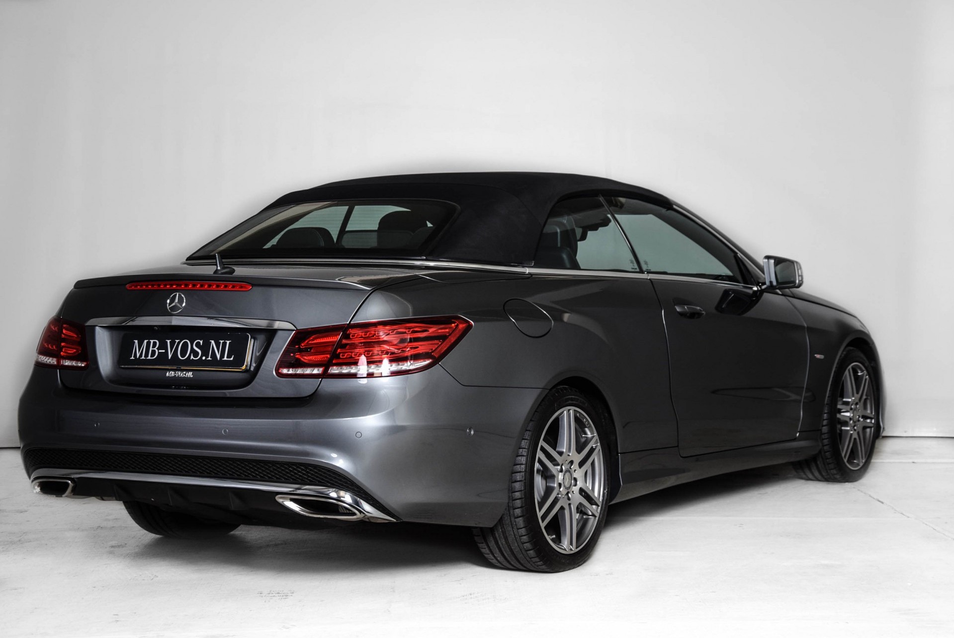 Mercedes-Benz E-Klasse Cabrio 250 SPORT EDITION AMG Distronic/Comand/360/Mem/ILS Aut7 Foto 4