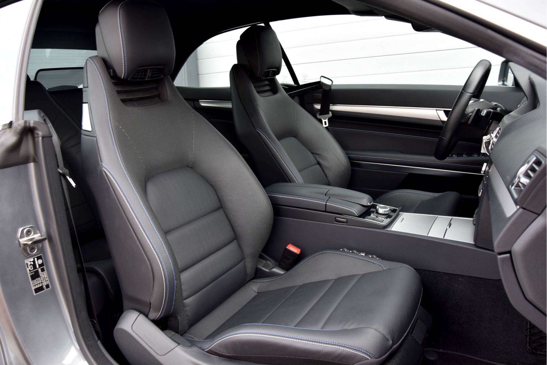 Mercedes-Benz E-Klasse Cabrio 250 SPORT EDITION AMG Distronic/Comand/360/Mem/ILS Aut7 Foto 5