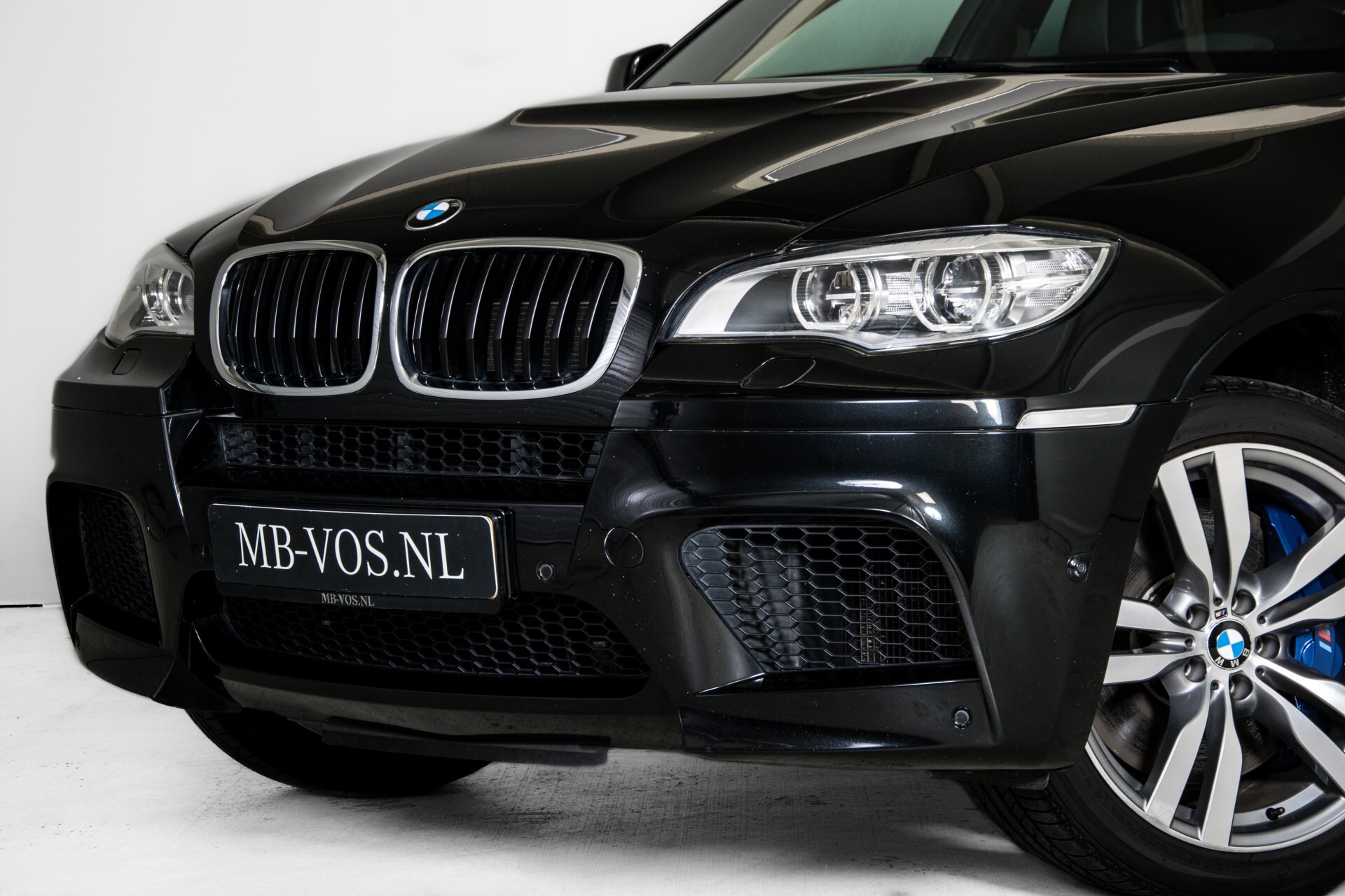 BMW X6 4.4i M Pano/Adaptive Drive/HUD/Keyless/360camera/TV/Drivers Pack/Entertainment/Shadowline Aut6 Foto 50