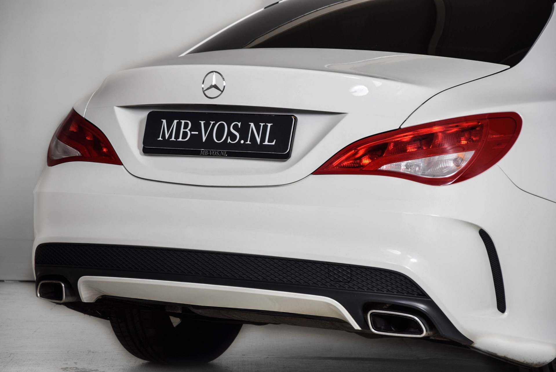 Mercedes-Benz CLA-Klasse 180 AMG Night Panorama Navi/Camera Aut7 Foto 20