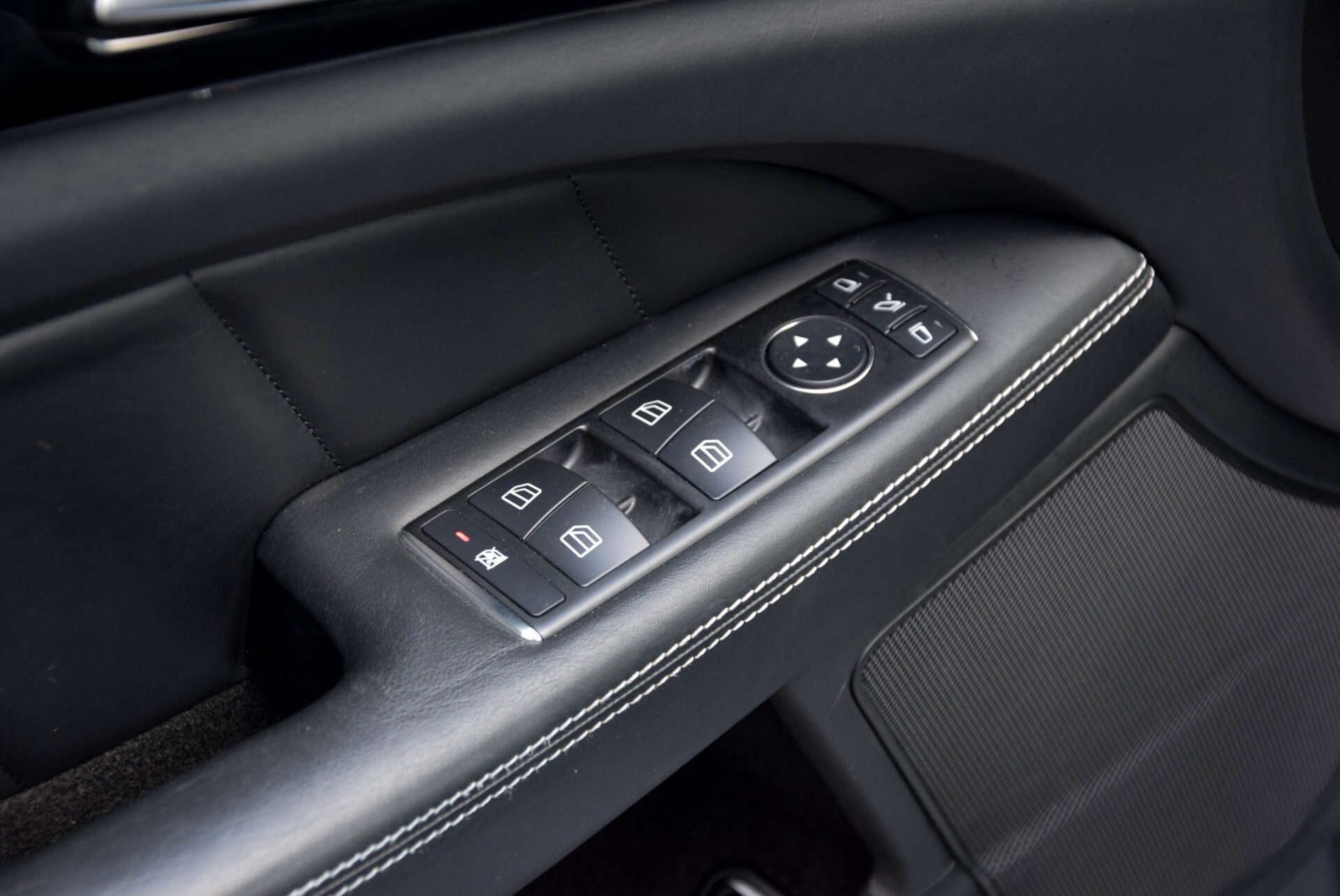 Mercedes-Benz CLS-Klasse Shooting Brake 350 Cdi 4-M AMG Nappa/Luchtvering/Mem/Harman-Kardon/Keyless Aut7 Foto 7