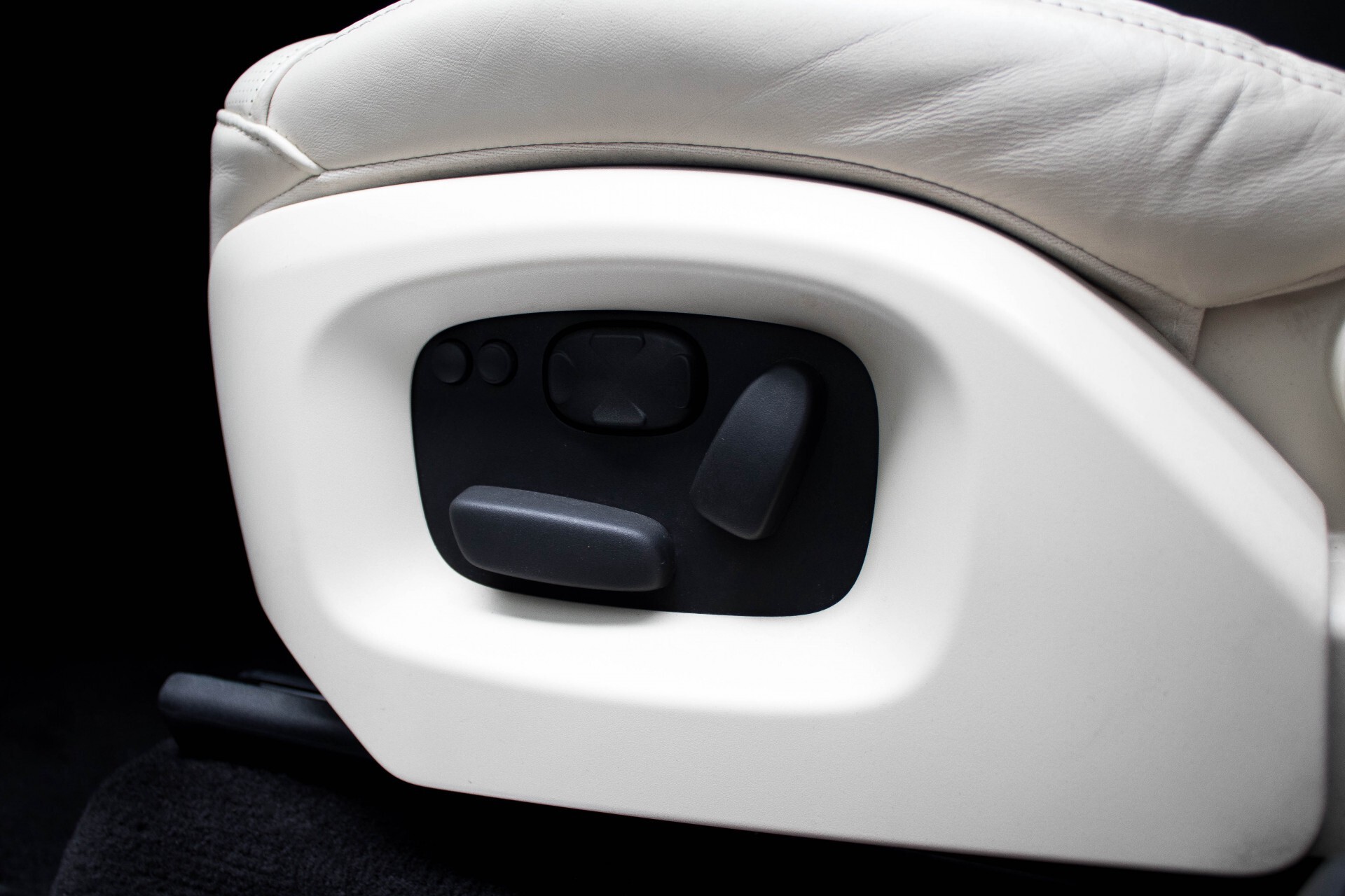 Land Rover Range Rover Sport 3.0 SDV6 HSE Dynamic Pano/Xenon/SurroundCamera/Keyless/DAB+ Aut8 Foto 29